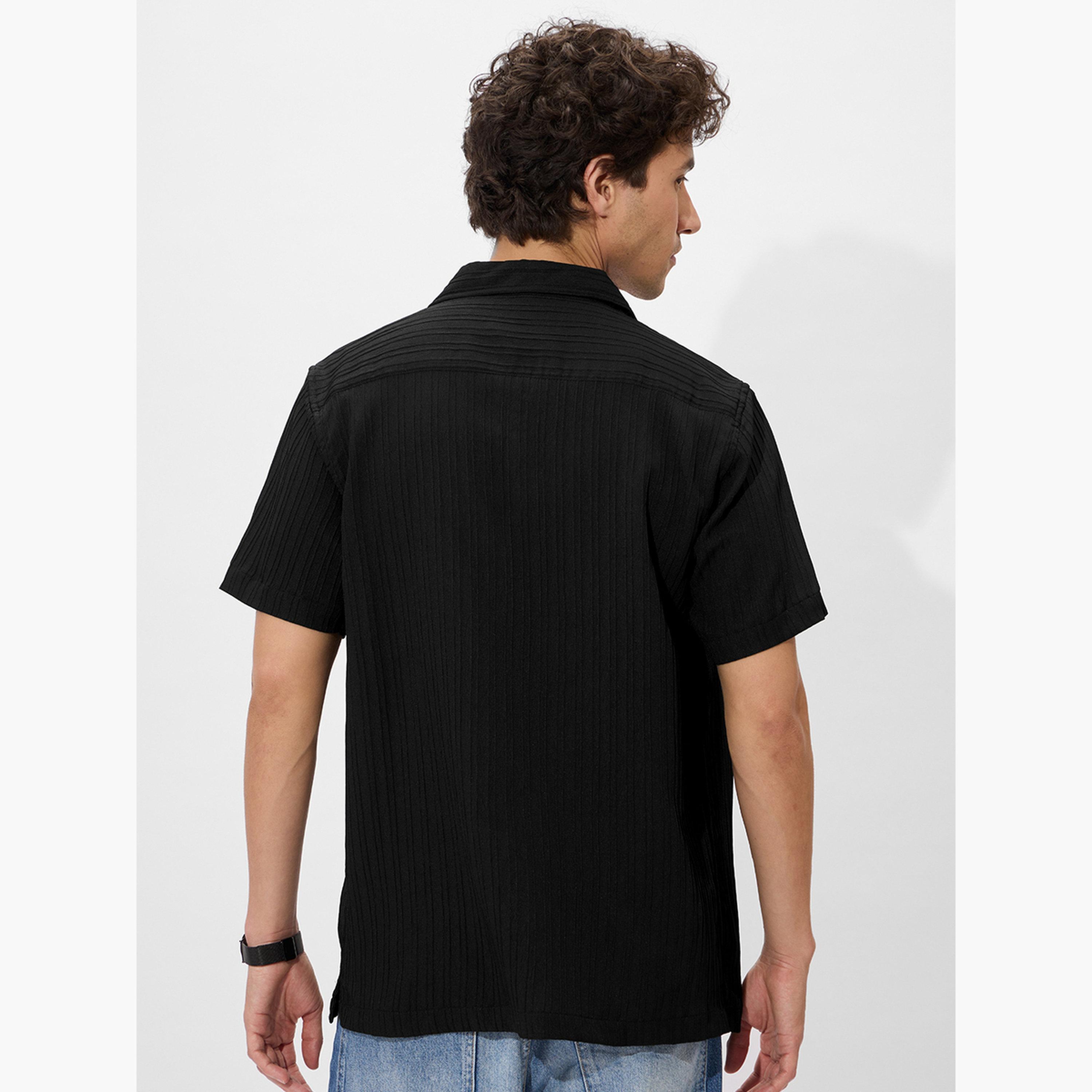ذا سولد ستور × ستايلي - قميص رجالي أسود بياقة منتجع ومحكم-men-clothing-shirts-image-4
