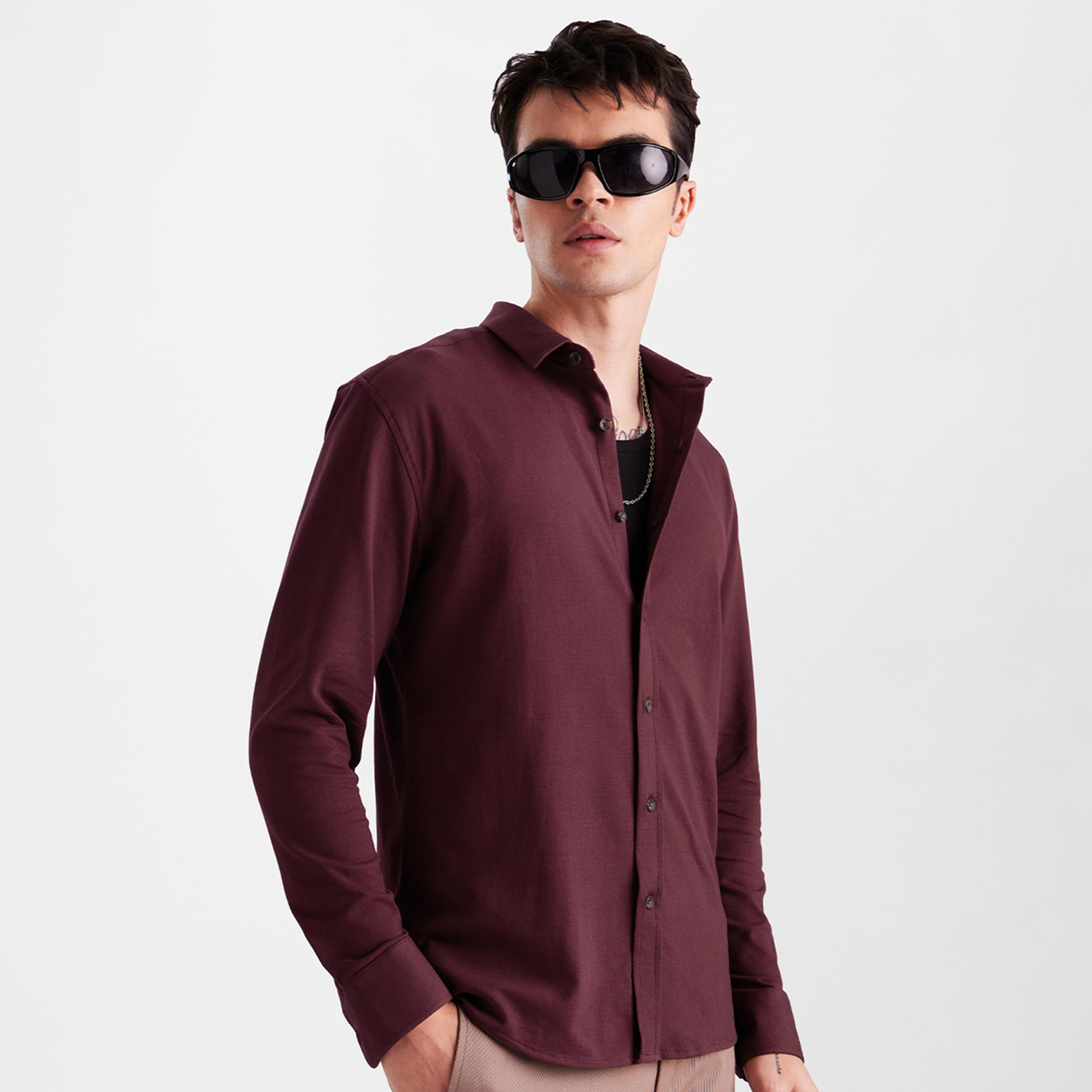 ذا سولد ستور × ستايلي - قميص رجالي بني اللون ذو ياقة ضيقة ومحكم-men-clothing-shirts-image-1