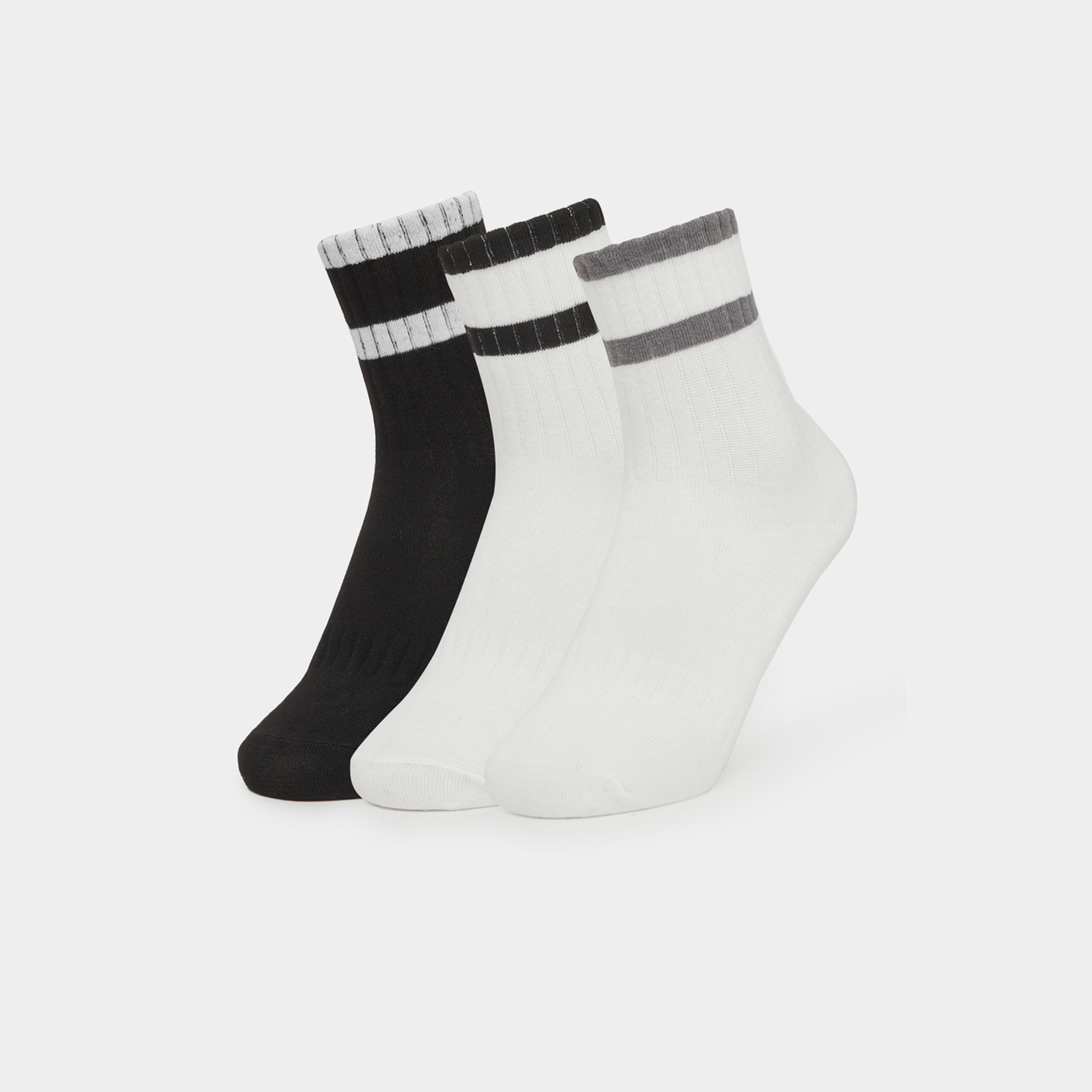 ستايلي - جوارب مخططة - 3 قطع-women-socksandstockings-image-1