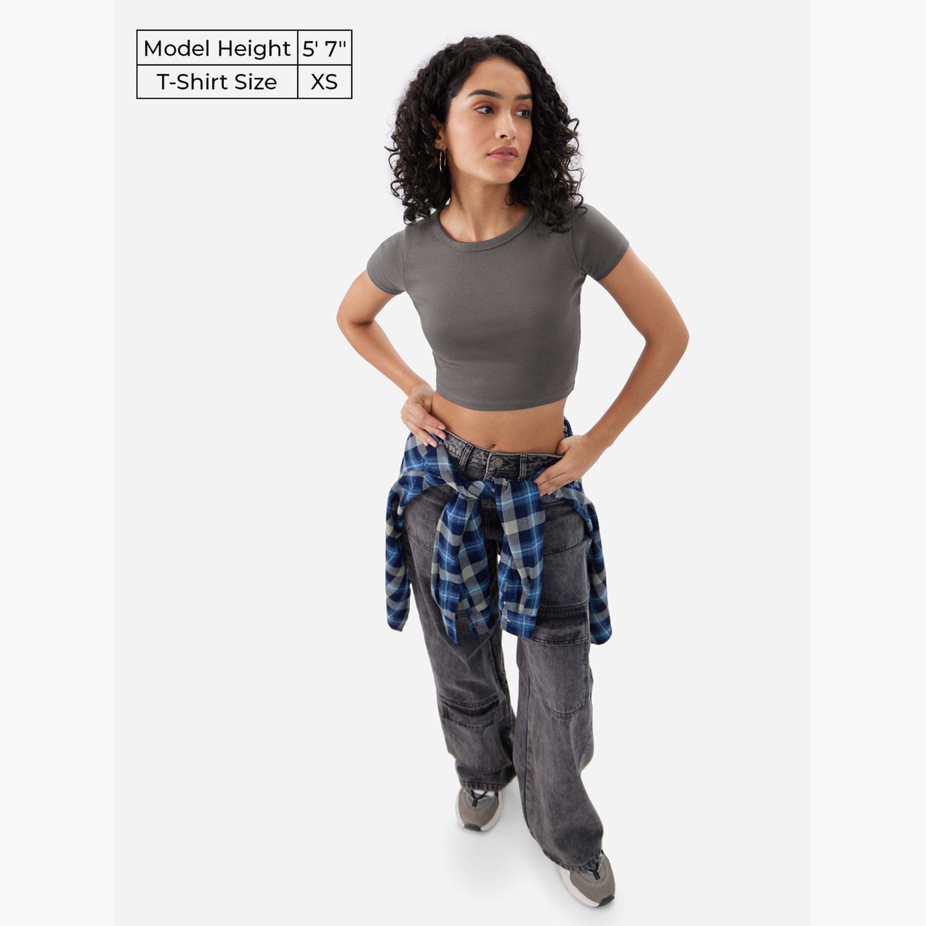 ذا سولد ستور × ستايلي - تي شيرت رمادي قصير ملائم-women-clothing-tshirts-image-2