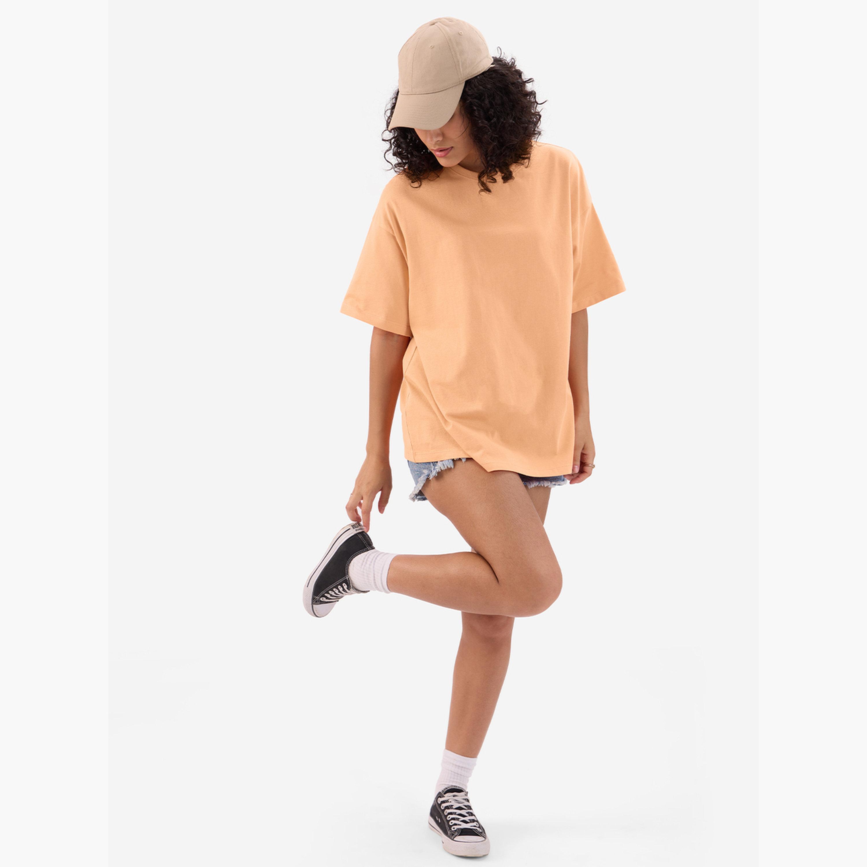 ذا سولد ستور × ستايلي - تي شيرت برتقالي حجم كبير برقبة دائرية-women-clothing-tshirts-image-2