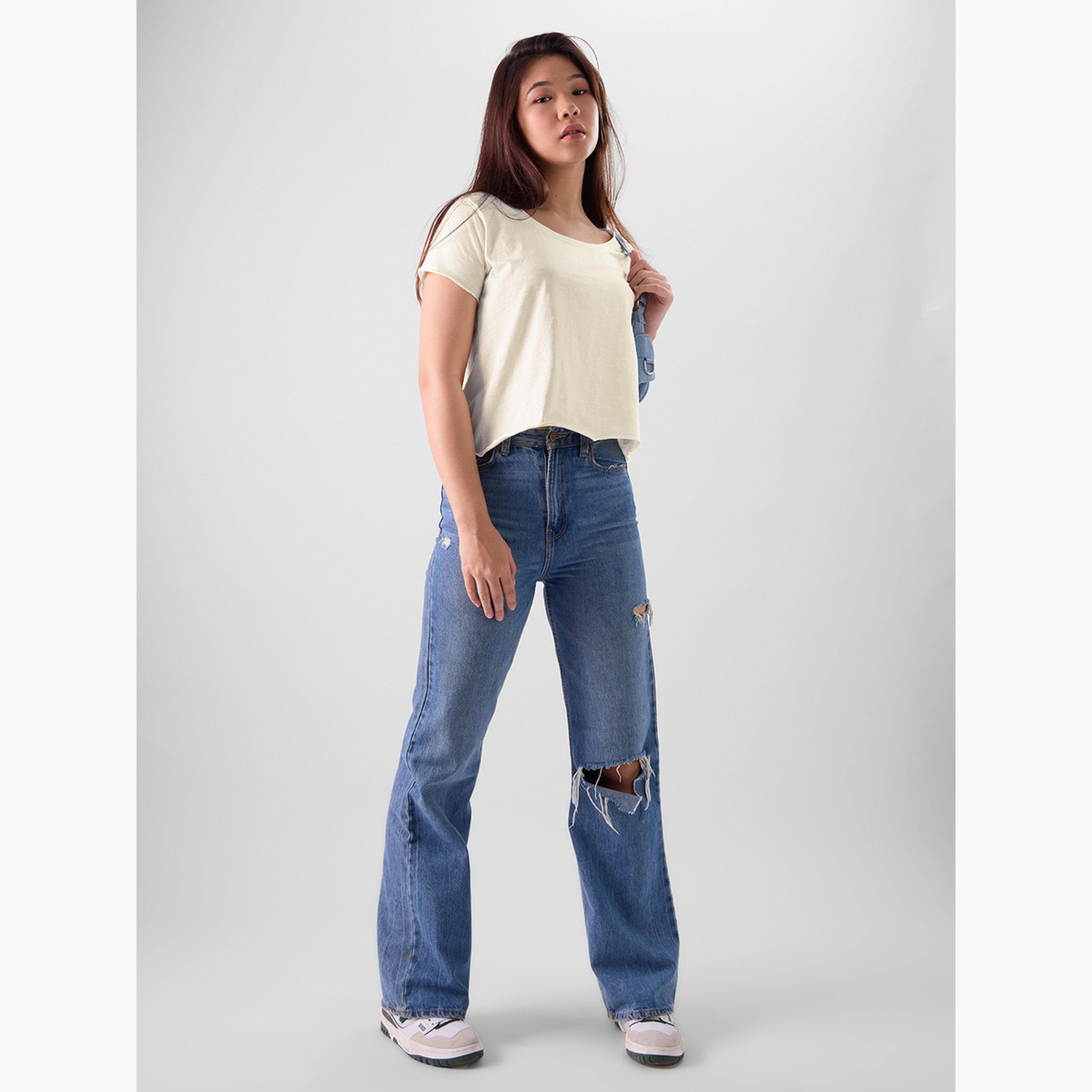 ذا سولد ستور × ستايلي - تي شيرت أبيض عاجي بقصة مريحة-women-clothing-tshirts-image-2