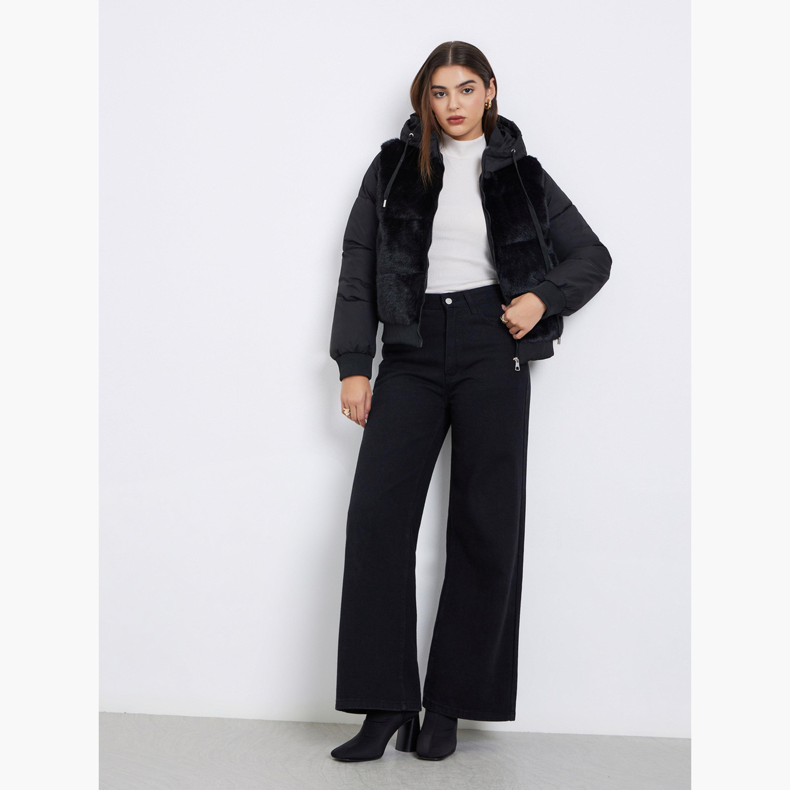 ستايلي - جاكيت مبطن من الفرو الصناعي بقصة عادية وطول عادي باللون الأسود للنساء -women-winterwear-coatsandjackets-jackets-image-2