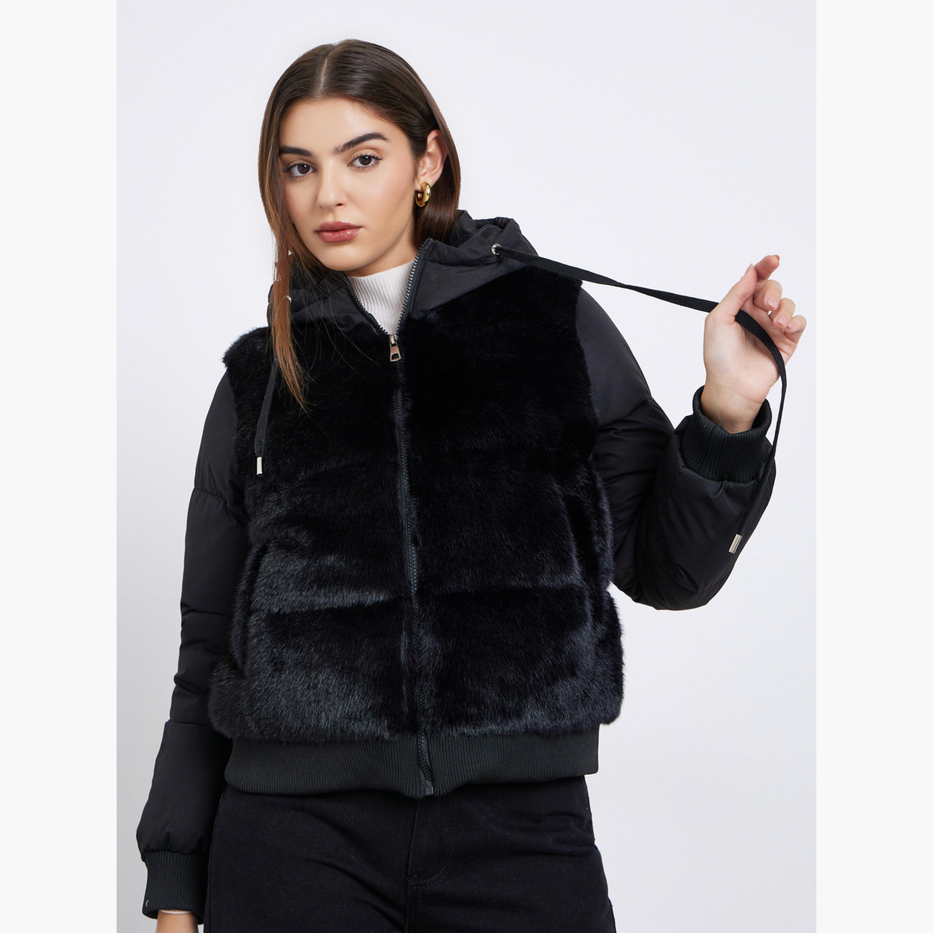 ستايلي - جاكيت مبطن من الفرو الصناعي بقصة عادية وطول عادي باللون الأسود للنساء -women-winterwear-coatsandjackets-jackets-image-3