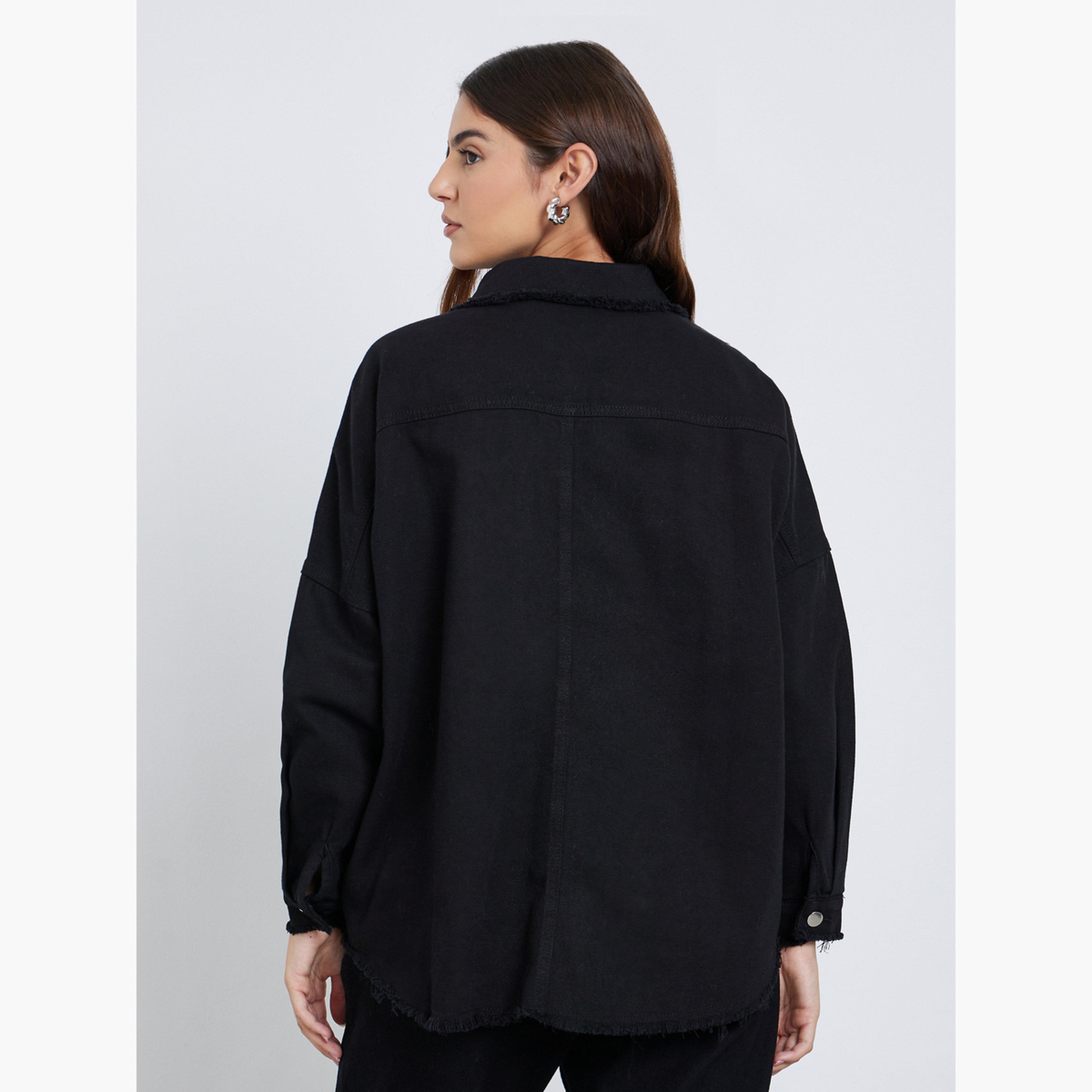 ستايلي - قميص جينز أسود مرصع بمسامير تصميم واسع وحافة مهترئة للنساء-women-clothing-shirtsandblouses-shirts-image-5