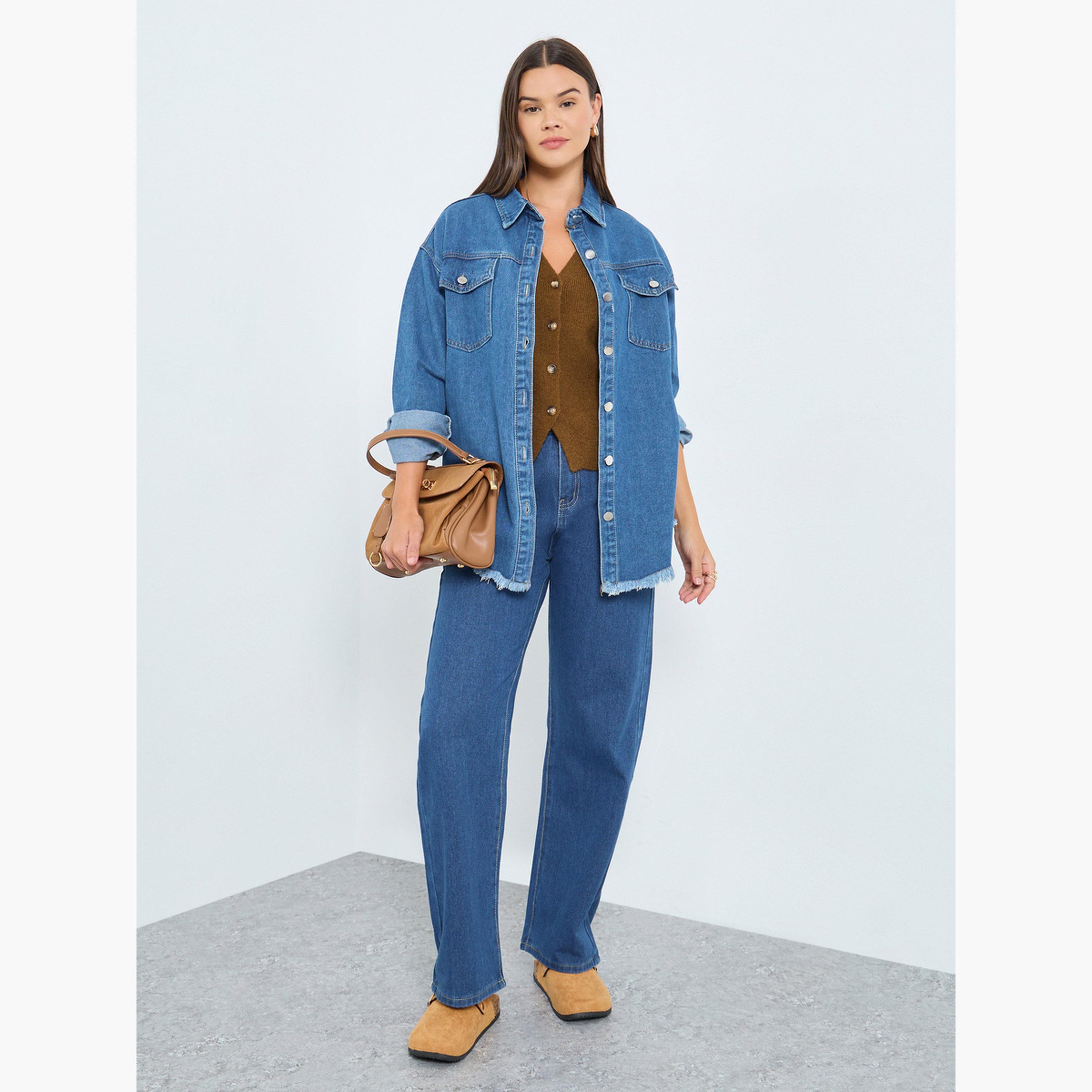 ستايلي - قميص جينز أزرق متوسط ​​الحجم مع جيوب للنساء-women-clothing-shirtsandblouses-shirts-image-2