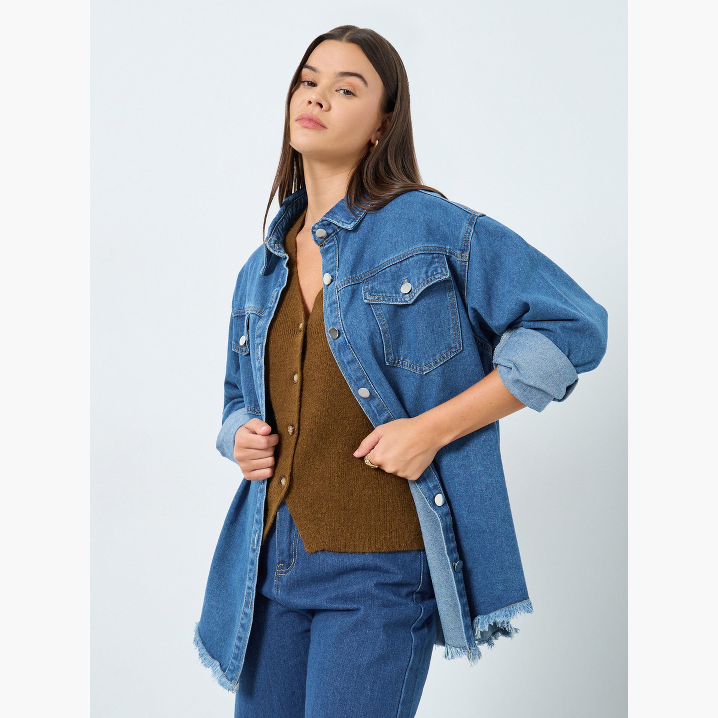 ستايلي - قميص جينز أزرق متوسط ​​الحجم مع جيوب للنساء-women-clothing-shirtsandblouses-shirts-image-3