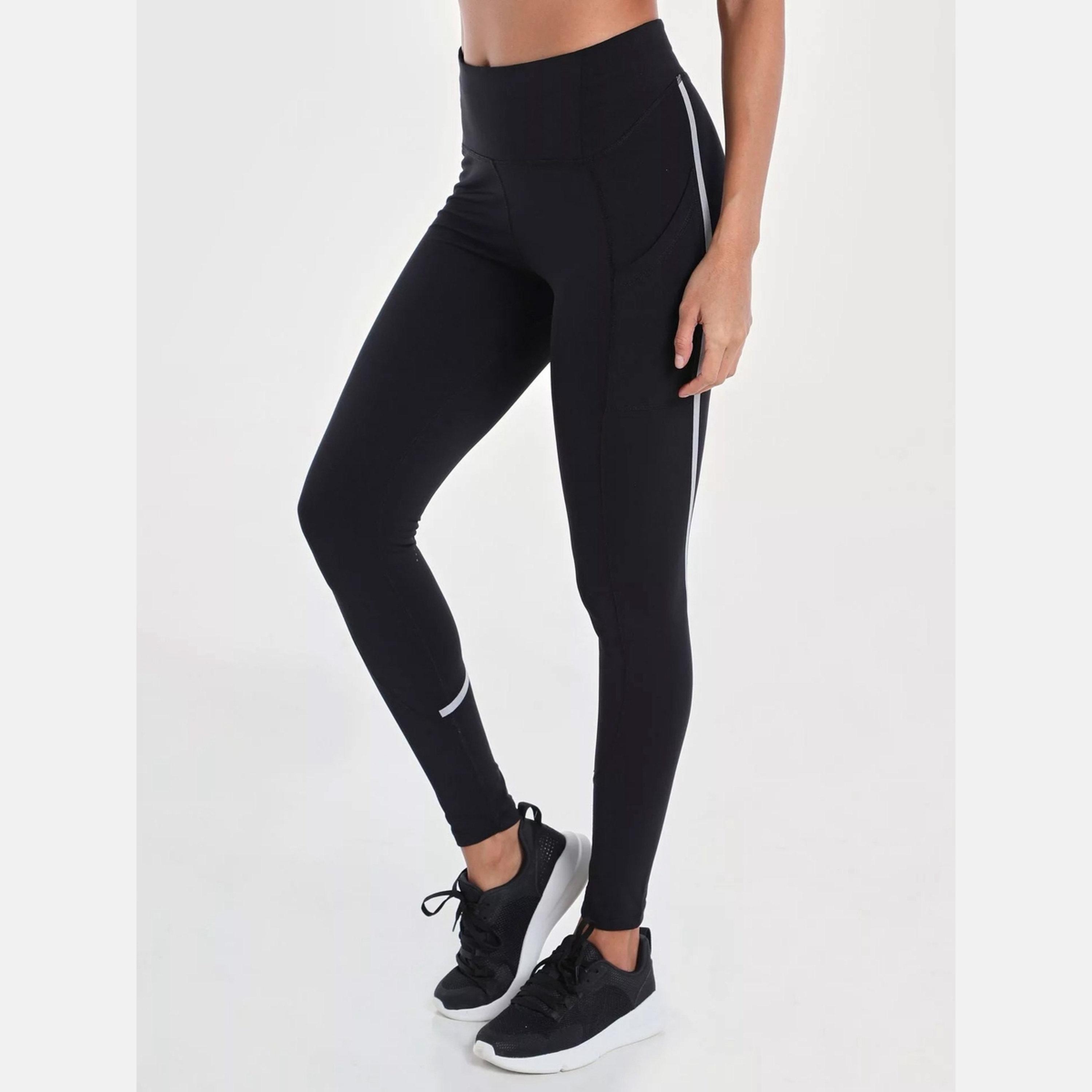 Wizard X Styli Women Black Vent Racy Solid Leggings with Exposed Seam-women-clothing-sportswearandactivewear-bottoms-leggings-image-4