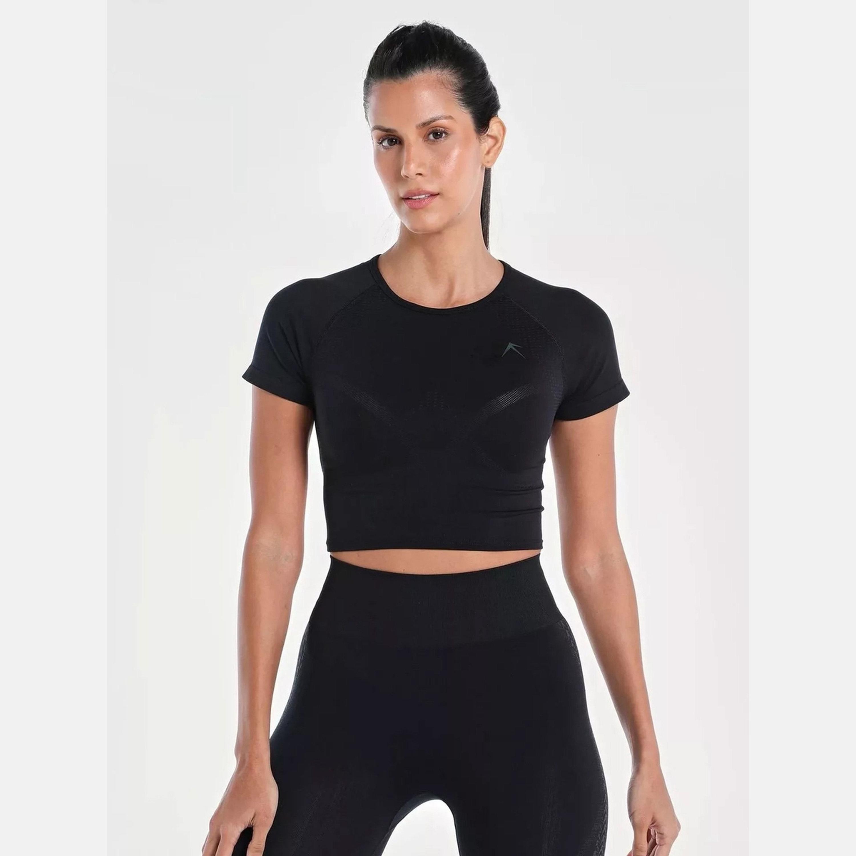 ويزارد × ستايلي - بلوزة قصيرة نسائية سوداء سادة بدون درزات-women-clothing-tshirts-image-1
