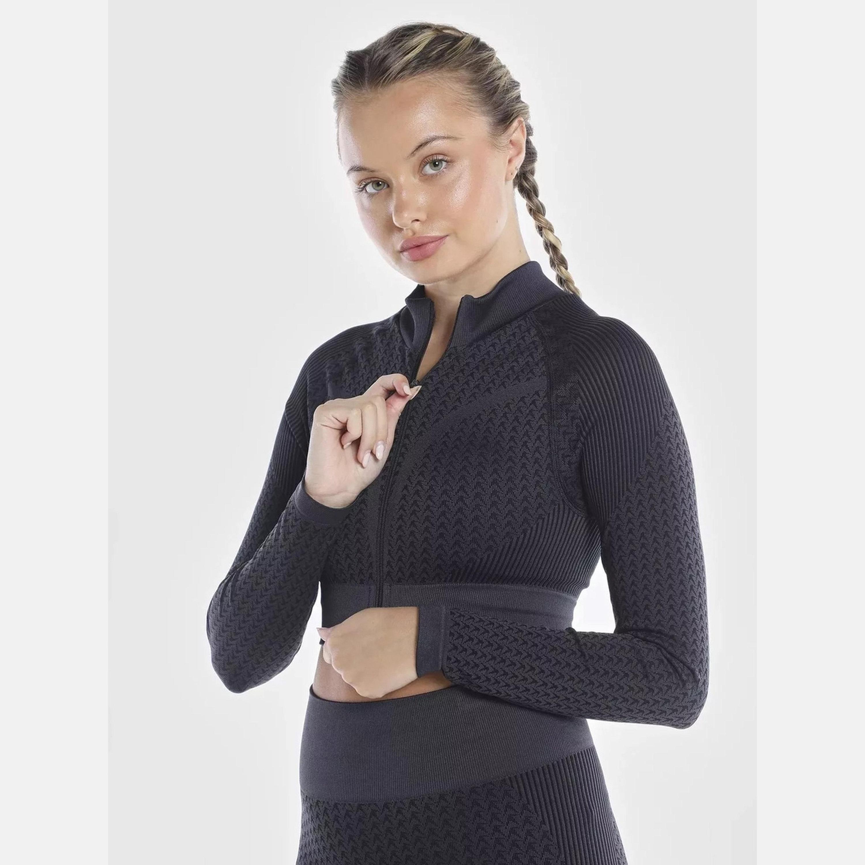 ويزارد × ستايلي - بلوزة نسائية قصيرة بدون درزات باللون الأسود مع سحاب-sports-women-clothing-coatsandjackets-jackets-image-1