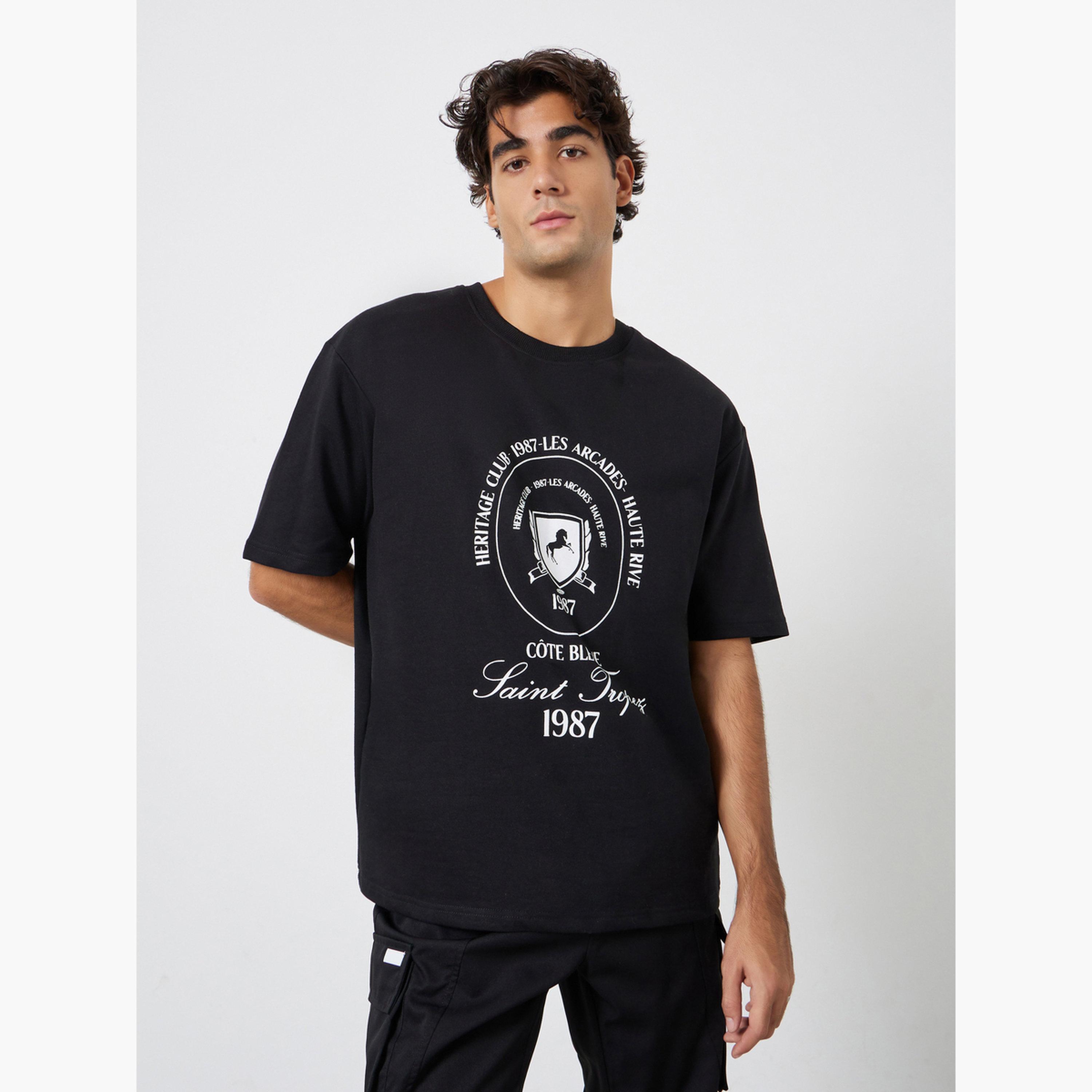 تيشيرت بطبعة جرافيك قصة واسعة-men-clothing-tshirtsandpolos-tshirts-image-1
