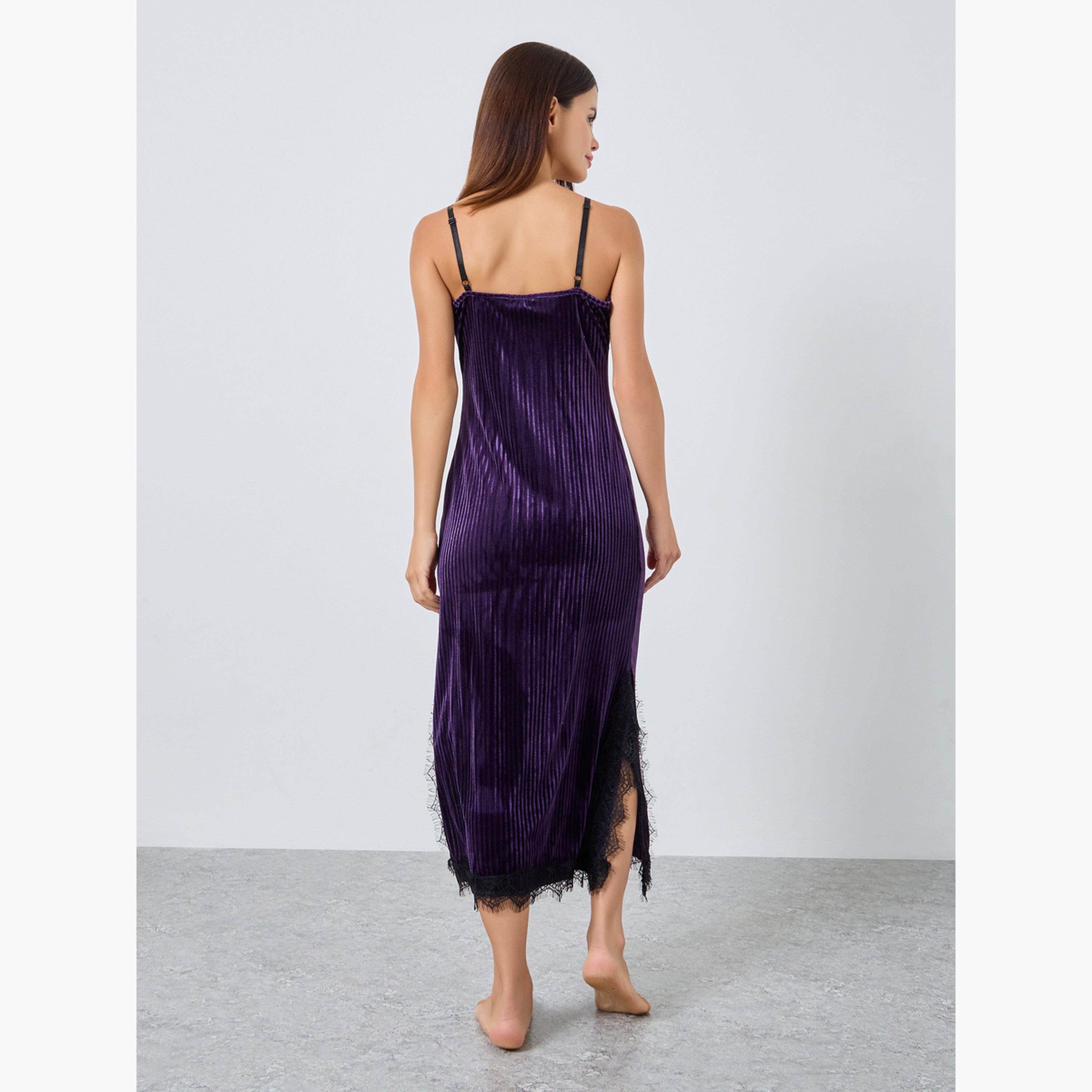 ستايلي - فستان مخطط من المخمل مع حواف من الدانتيل للنساء-women-clothing-nightwear-nighties-image-3