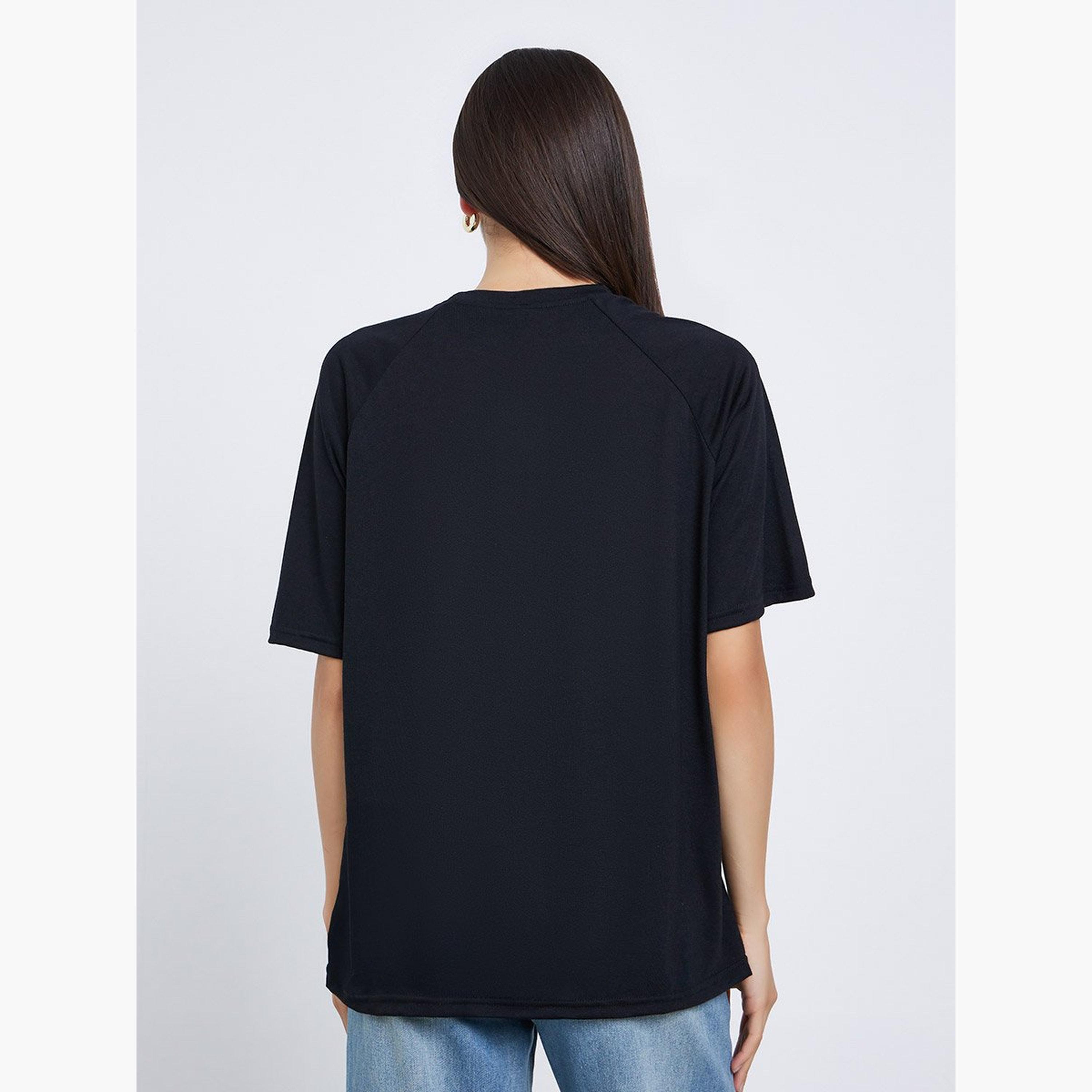تيك تو - تي شيرت أسود مقاس كبير بشعار-women-clothing-tshirts-image-4