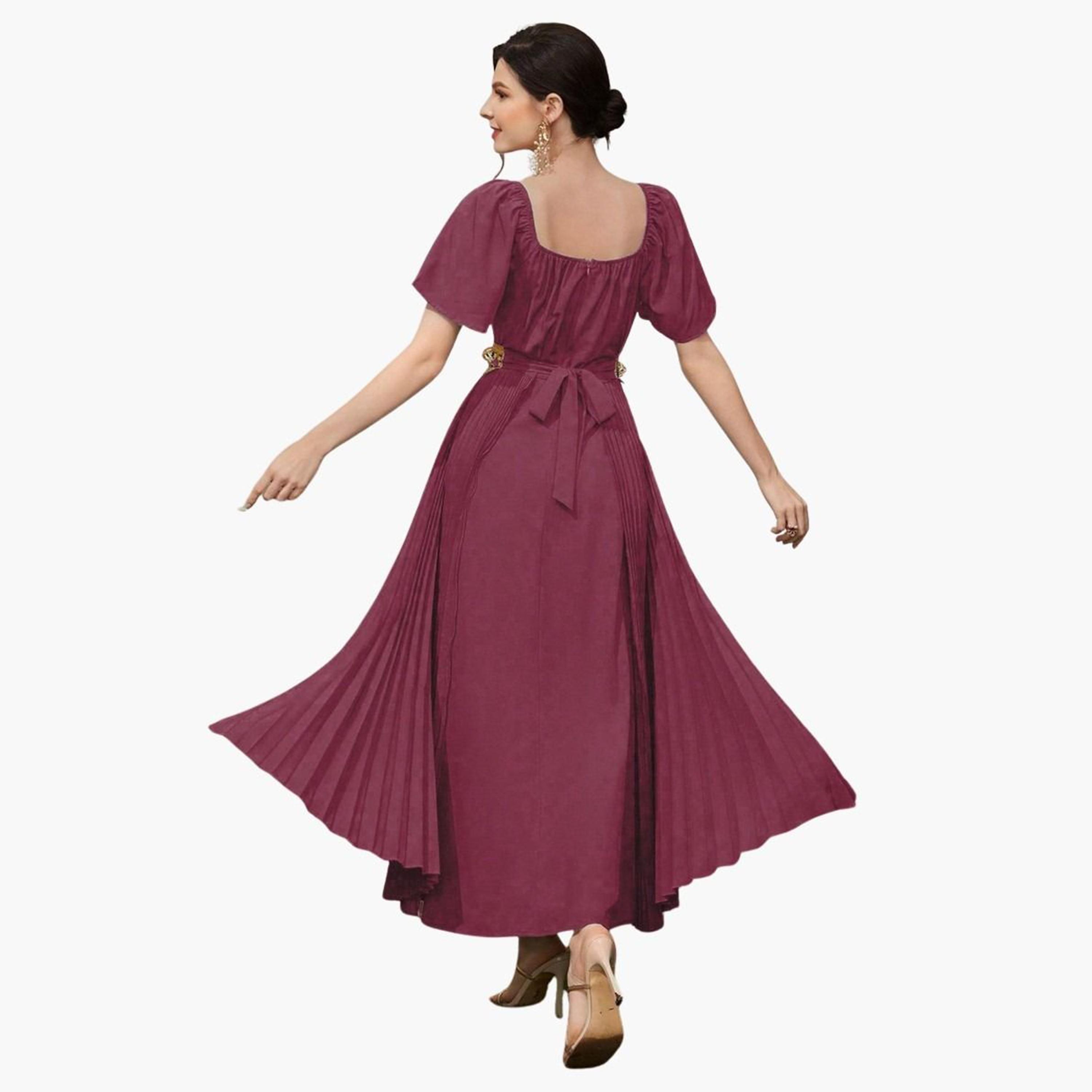 تيك تو - فستان ماكسي برغندي بفتحة صدر على شكل قلب-women-clothing-dresses-image-2