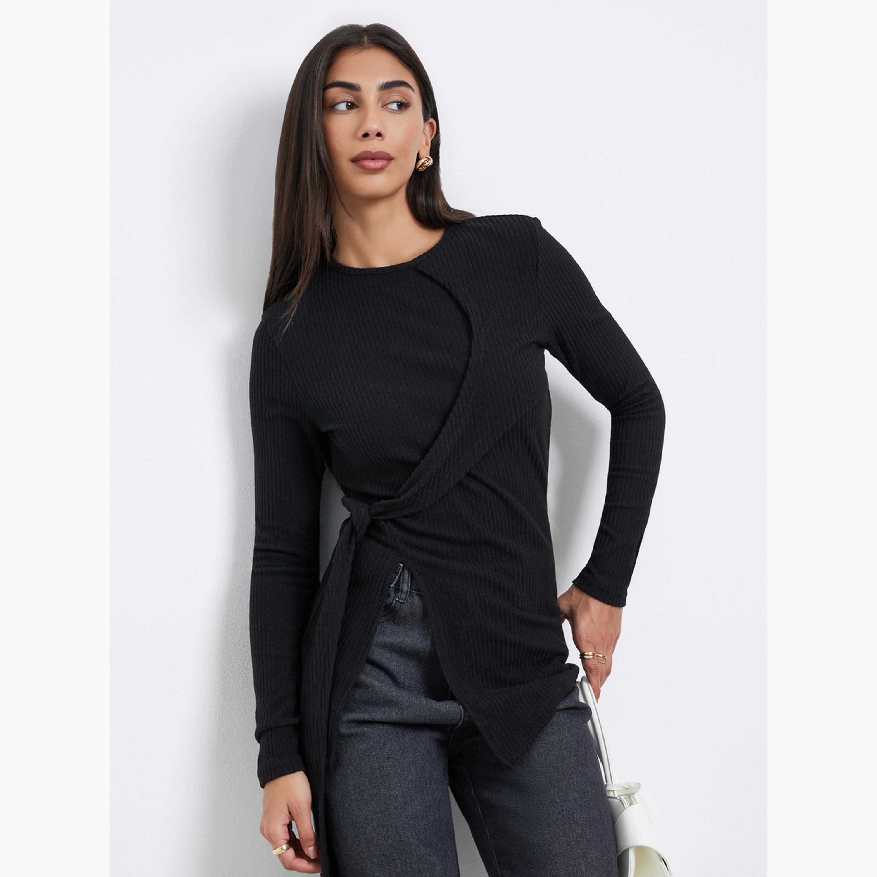 ستايلي - بلوزة سوداء بأكمام طويلة وتفاصيل عقدة مضلعة للنساء-women-clothing-tshirts-image-1