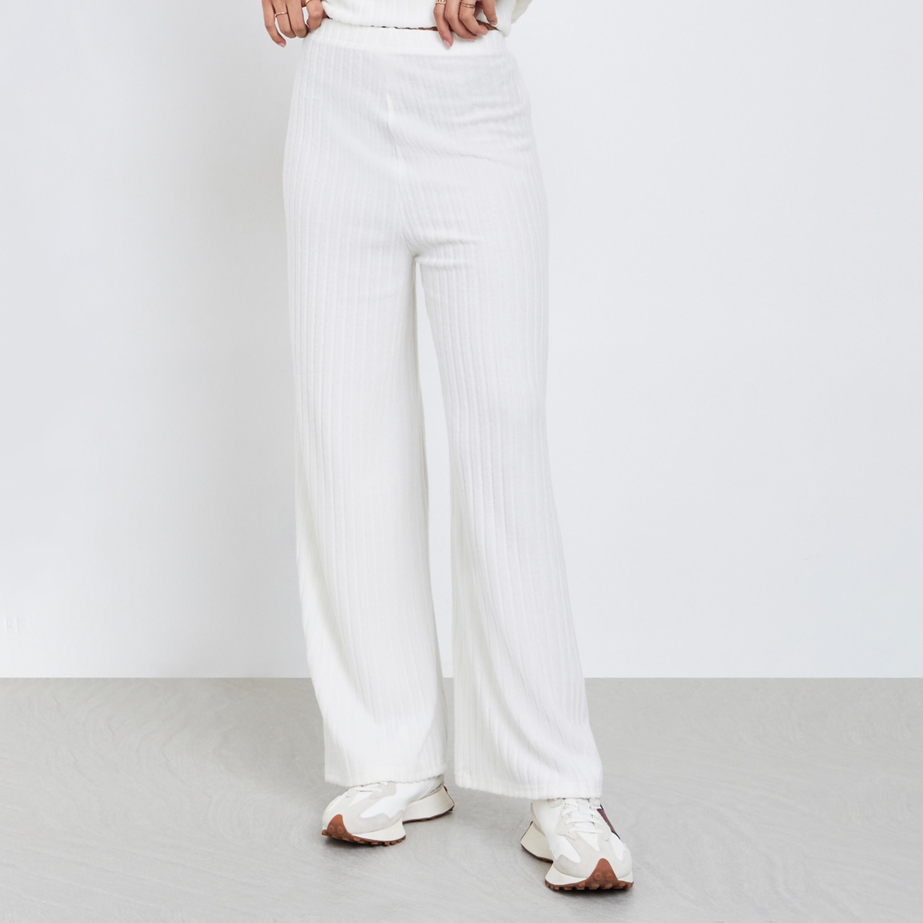 ستايلي - بنطال واسع الساق من قماش محبوك مضلع لون أبيض العاجي-women-clothing-bottoms-trousers-image-1