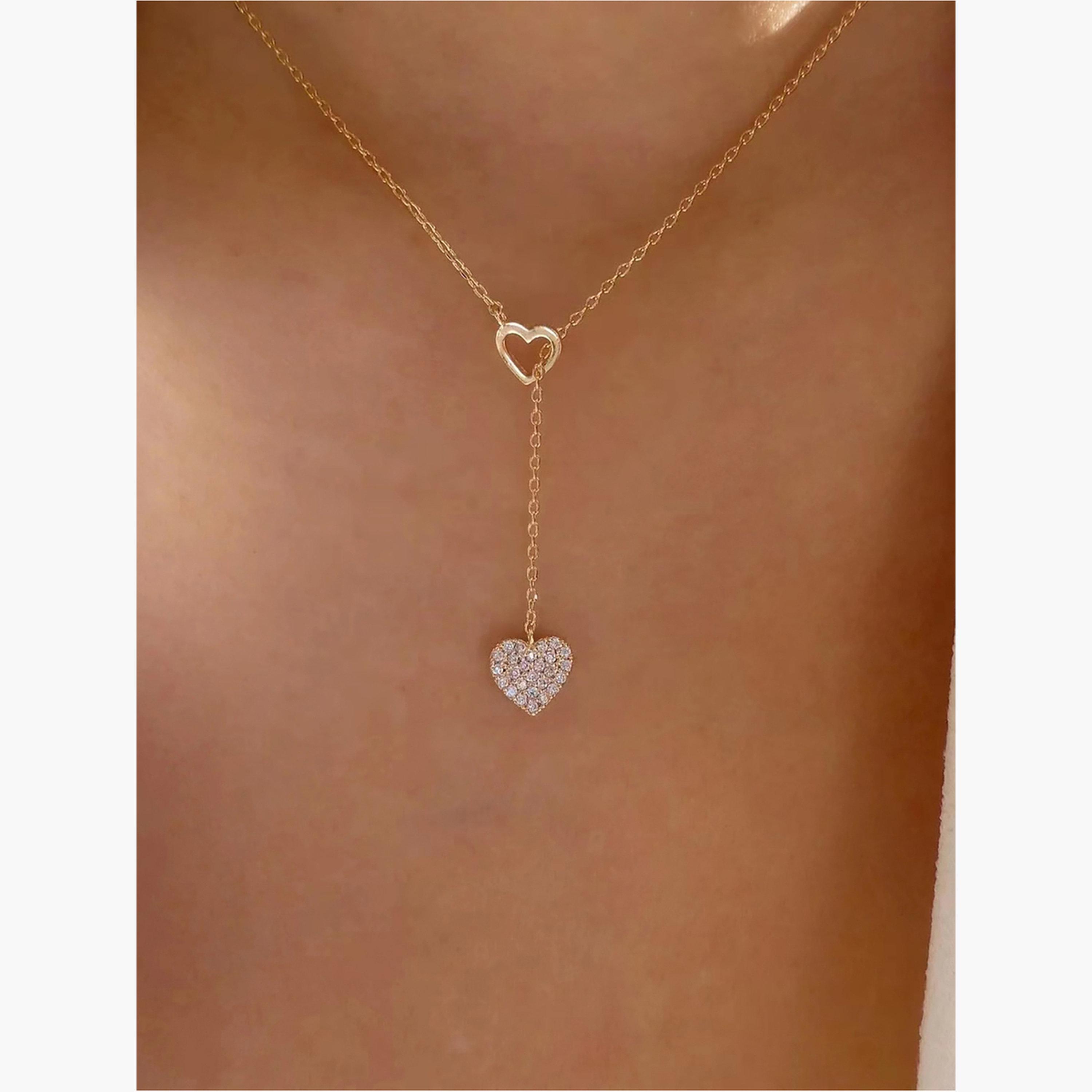 تيك تو - قلادة مزينة على شكل قلب-women-watchesandjewellery-jewellery-necklacesandpendants-image-2