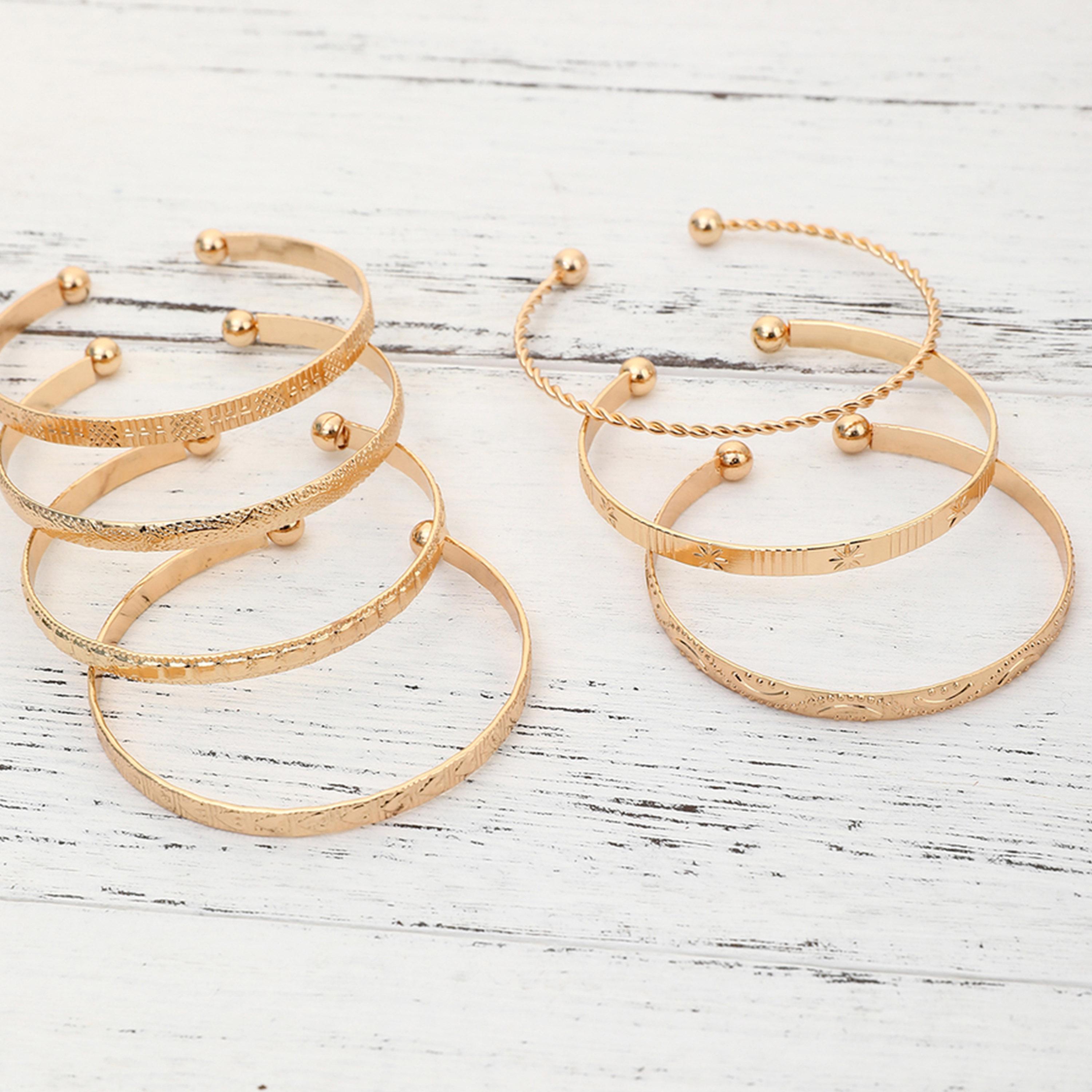 تيك تو - مجموعة من 7 أساور مطروقة ومزخرفة-women-watchesandjewellery-jewellery-banglesandbracelets-image-5