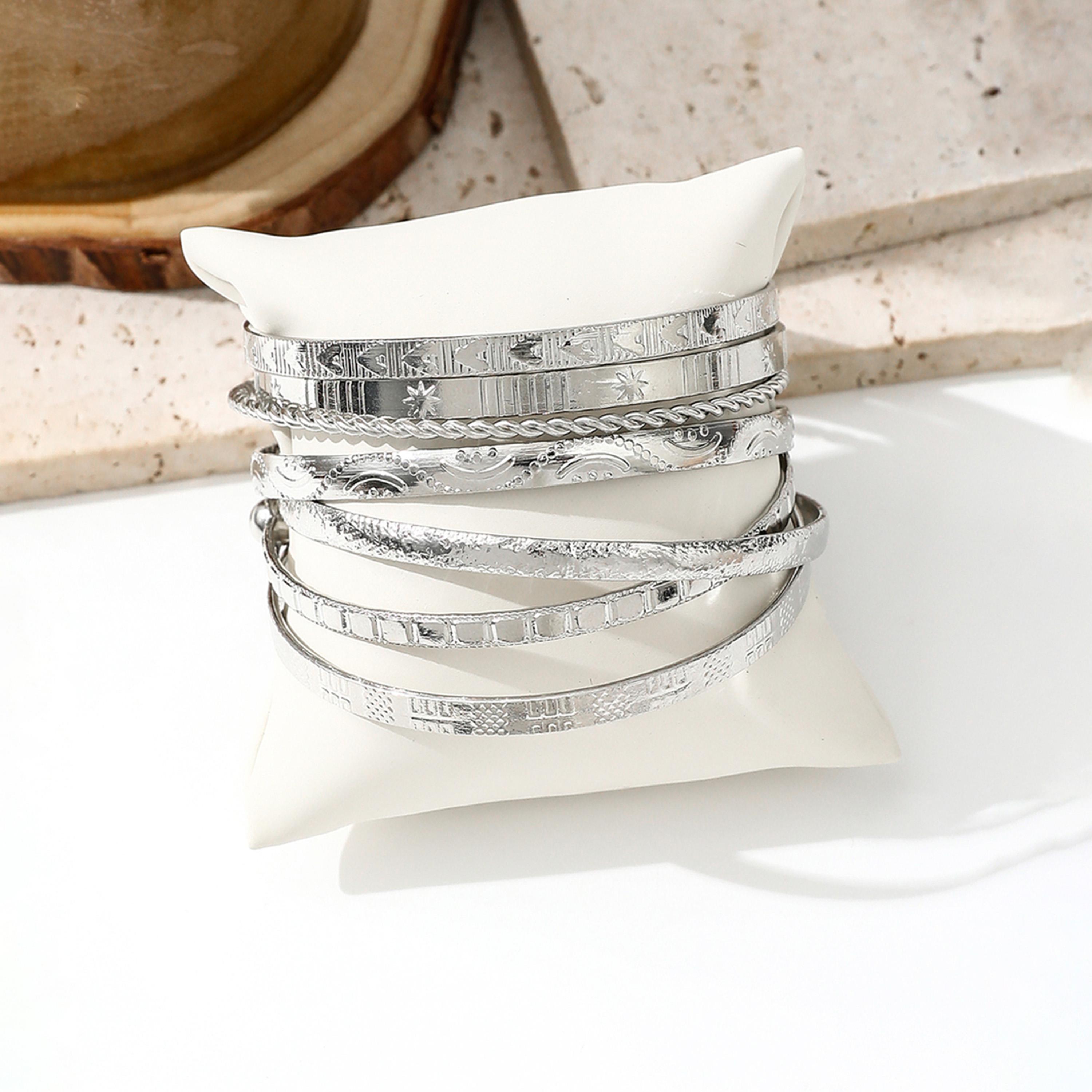 تيك تو - مجموعة من 7 أساور مطروقة ومزخرفة-women-watchesandjewellery-jewellery-banglesandbracelets-image-6