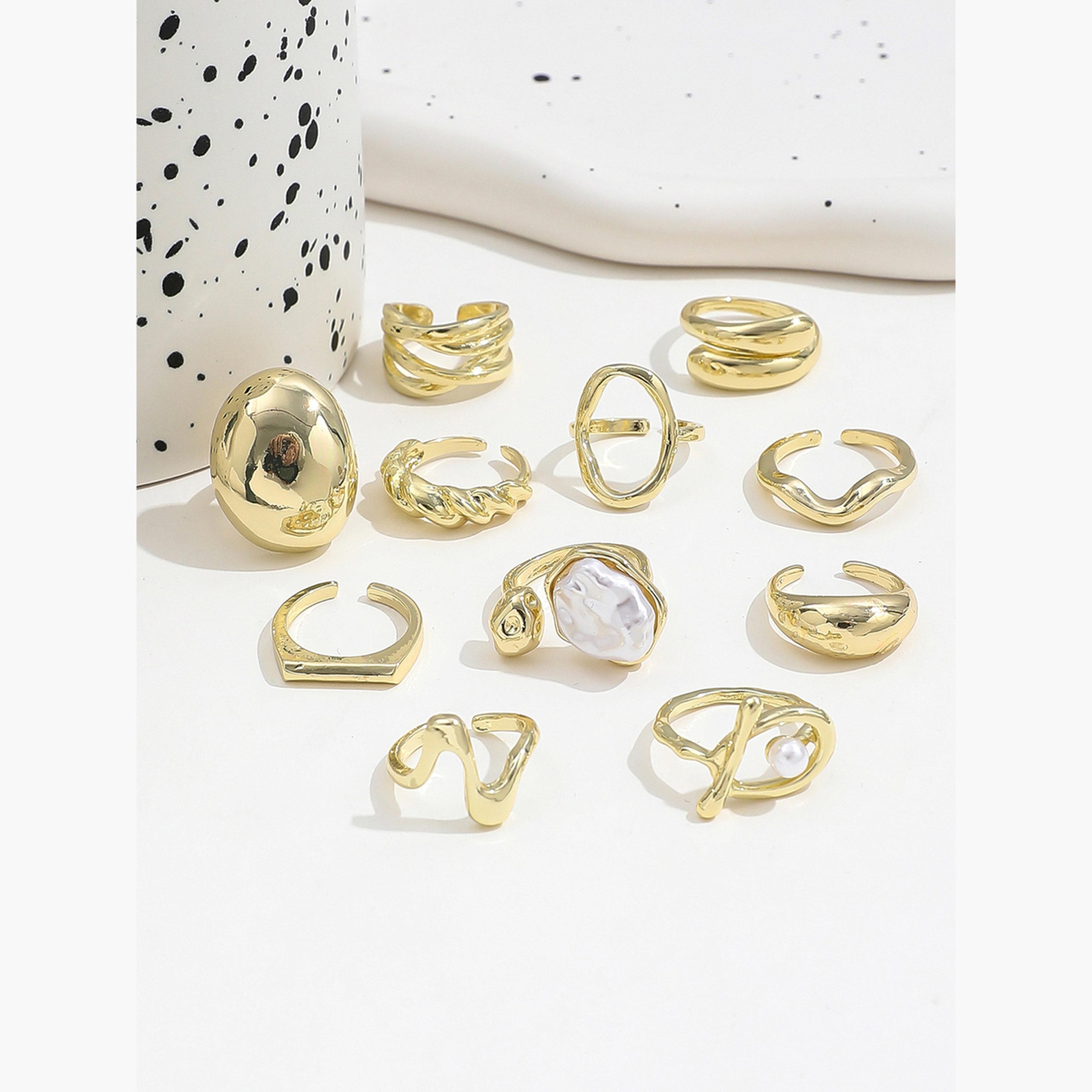 تيك تو - مجموعة من 11 خاتمًا ذهبيًا مميزًا-women-watchesandjewellery-jewellery-rings-image-3