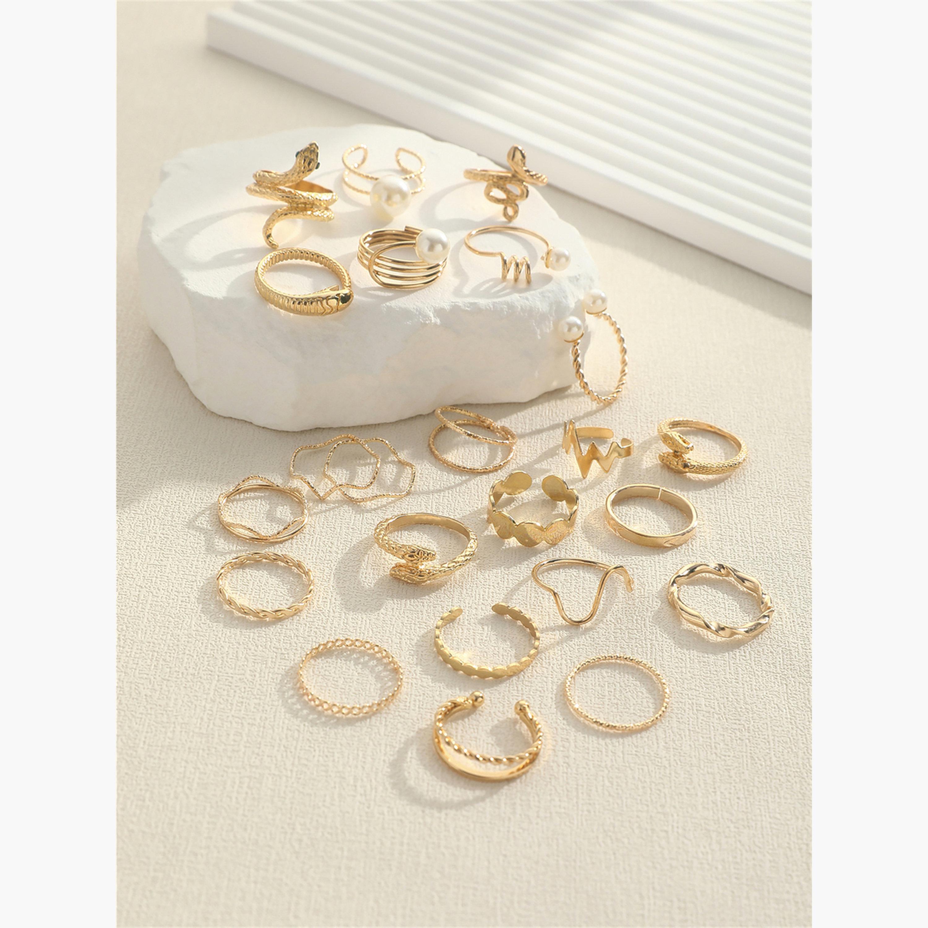 تيك تو - مجموعة من ٢٣ خواتم مزخرفة متنوعة-women-watchesandjewellery-jewellery-rings-image-4