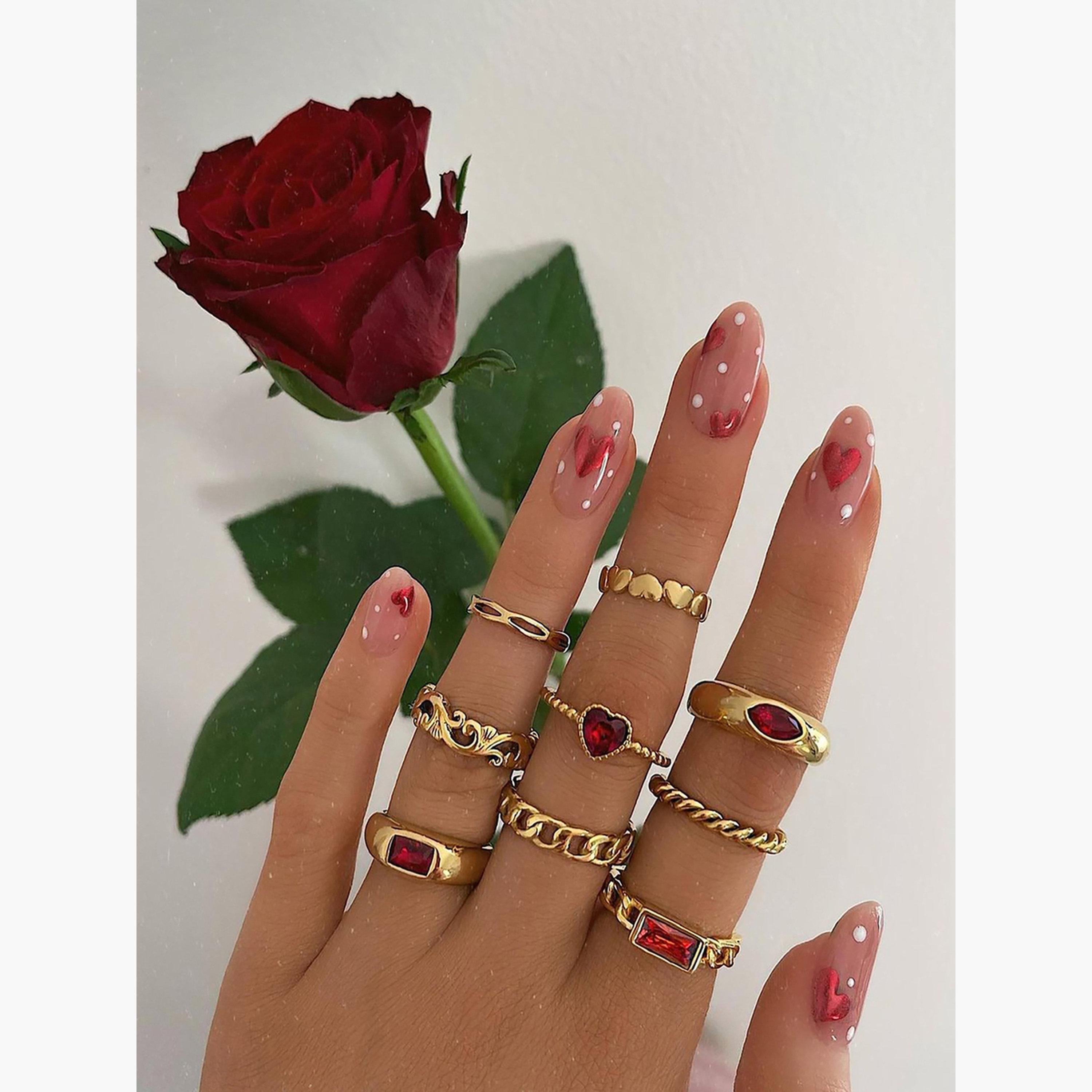تيك تو - مجموعة من 9 خواتم مزينة بقلب أحمر-women-watchesandjewellery-jewellery-rings-image-2
