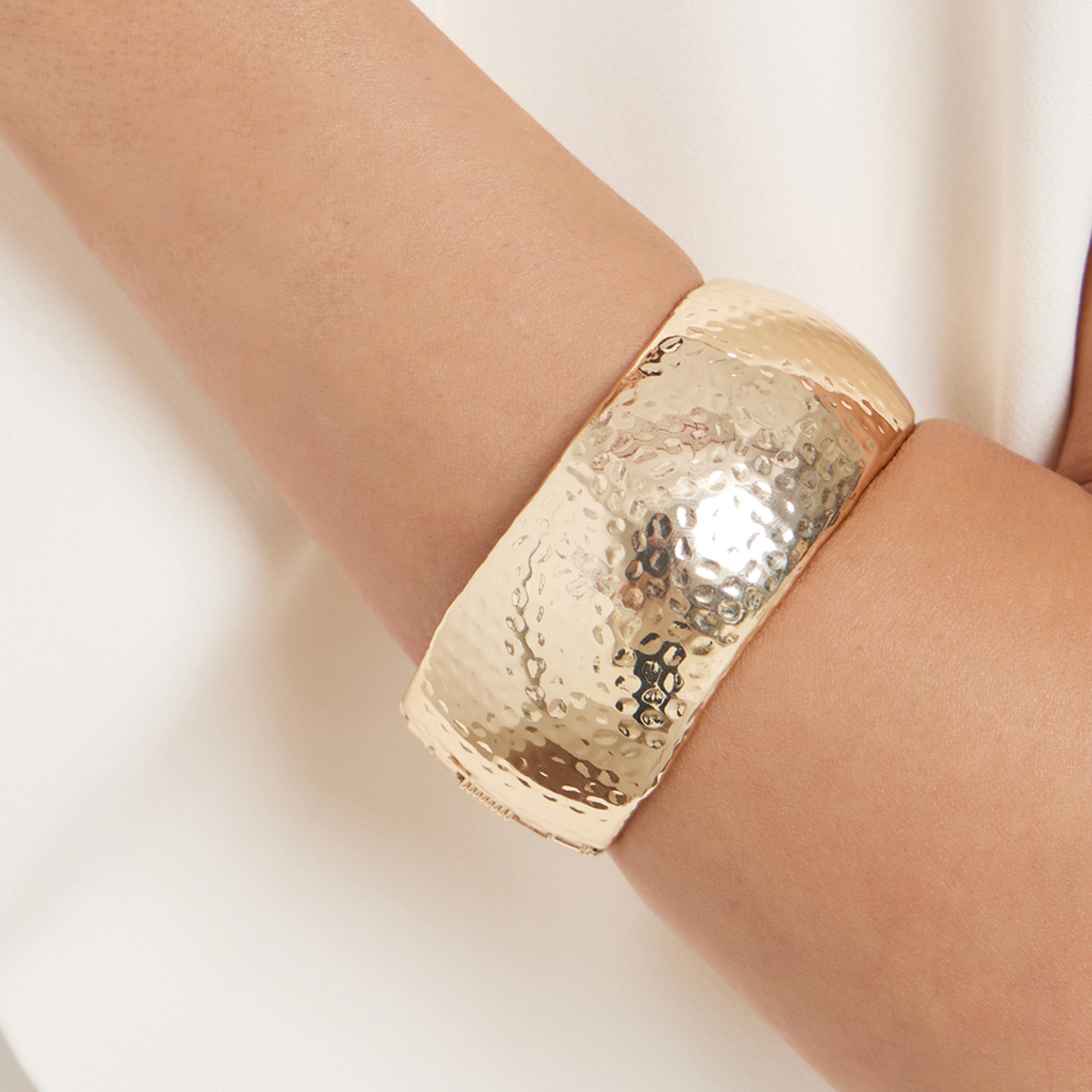 ستايلي - سوار من الذهب المطرّق-women-watchesandjewellery-jewellery-banglesandbracelets-image-2