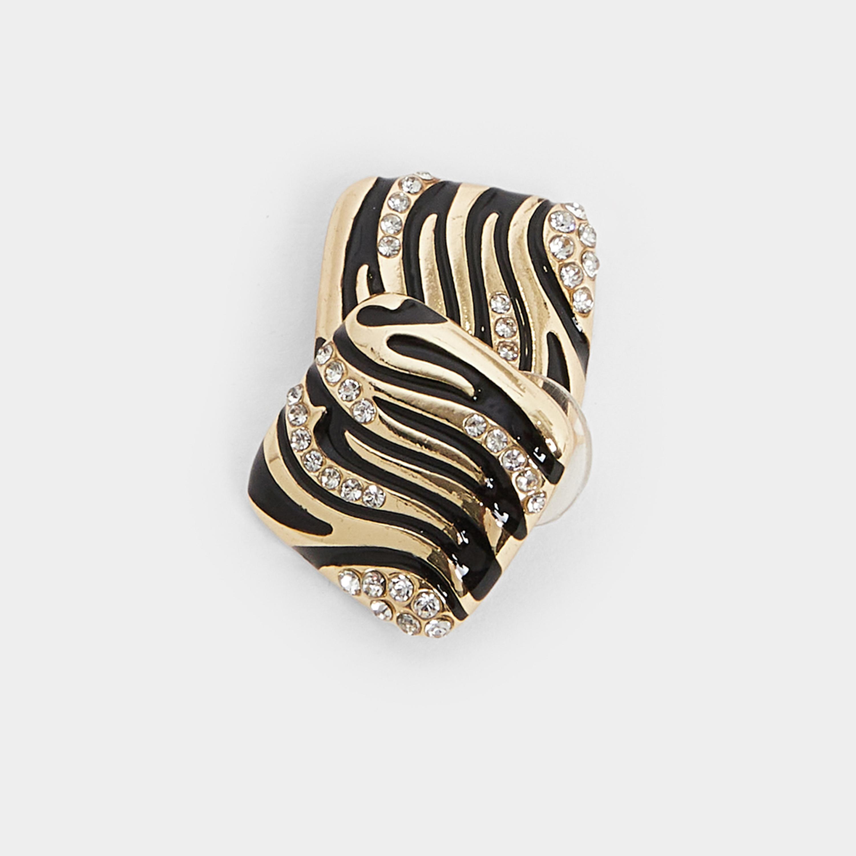 Styli Embellished Square Shaped Dangle Earrings-women-watchesandjewellery-jewellery-earrings-image-4