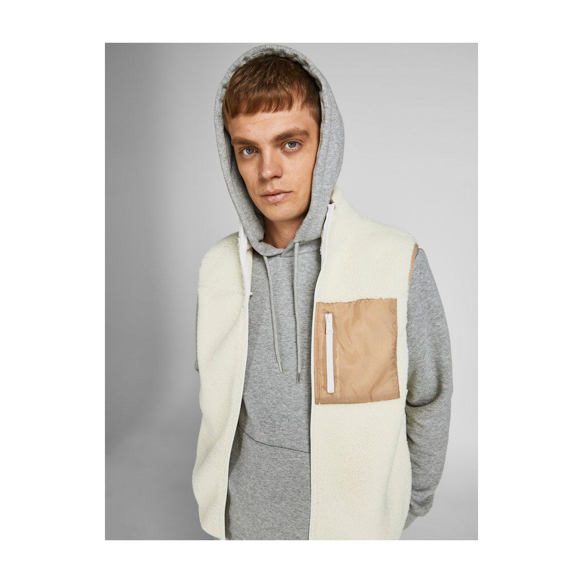 Produkt Basic Hoodie with Kangaroo Pocket-men-winterwear-hoodiesandsweatshirts-image-2
