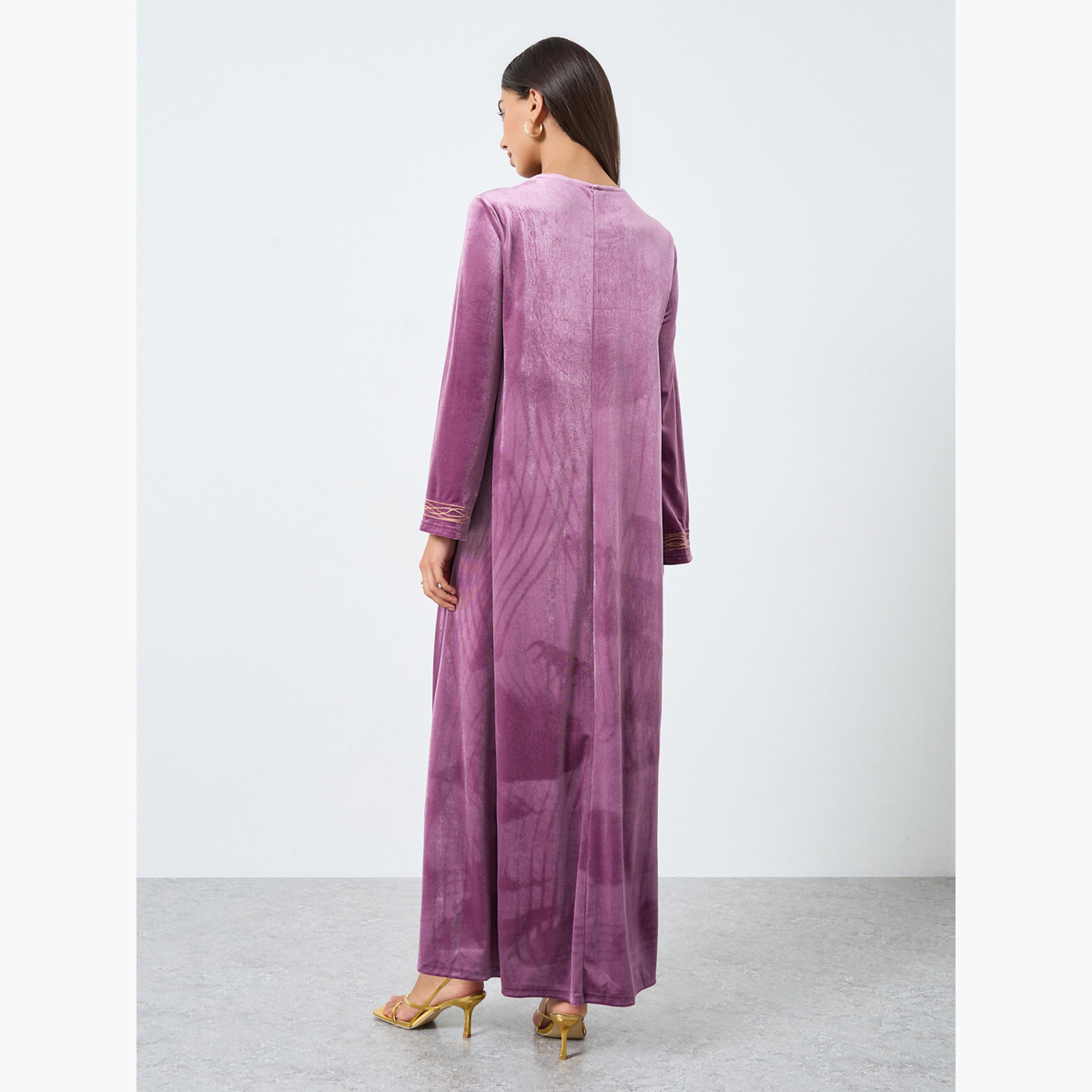 ستايلي - جلابية مطرزة بمظهر مخملي مع تفاصيل شرابة-women-arabicclothing-jalabiyas-image-3