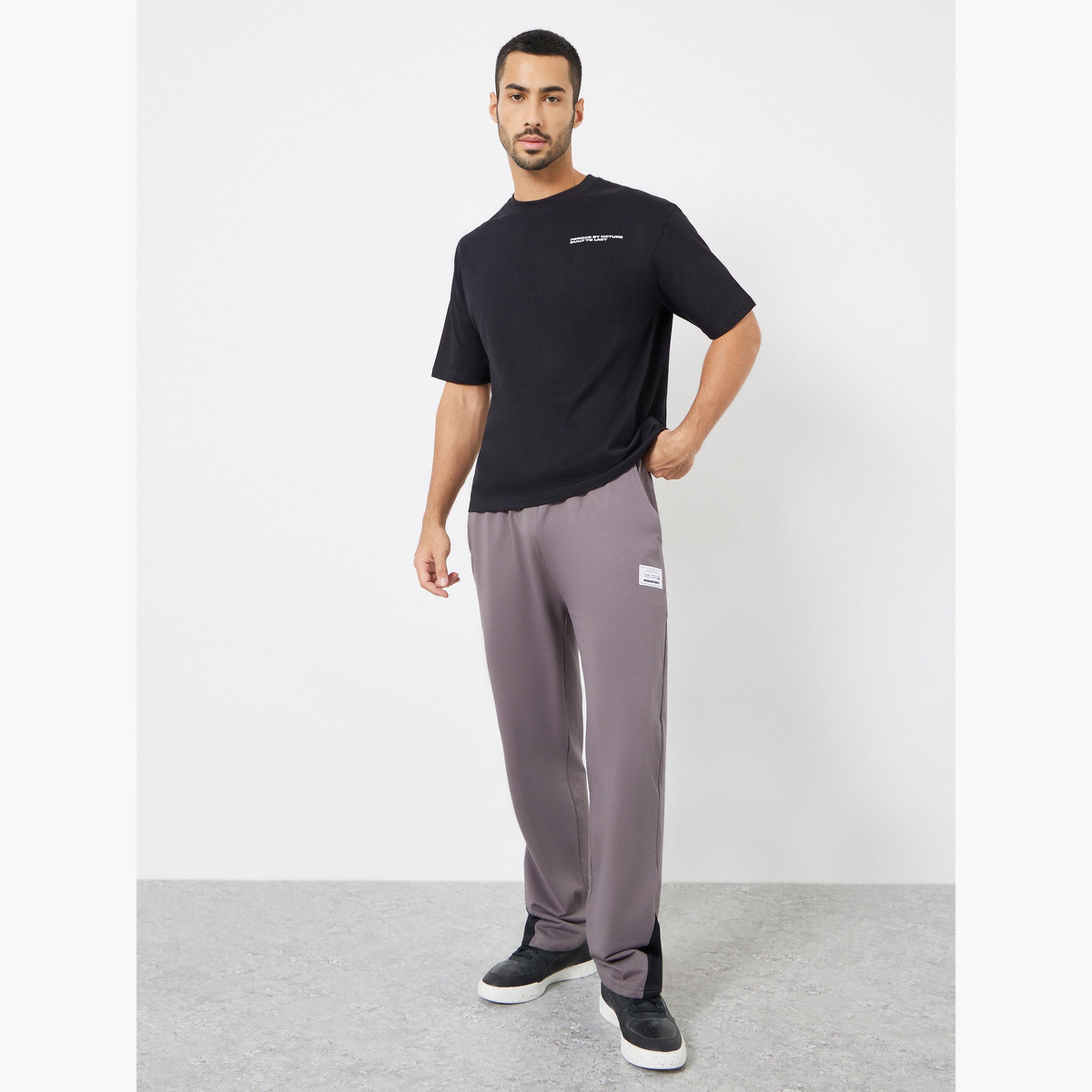 تيشيرت بطبعة جرافيك وقصة واسعة للرجال-men-clothing-tshirtsandpolos-tshirts-image-2