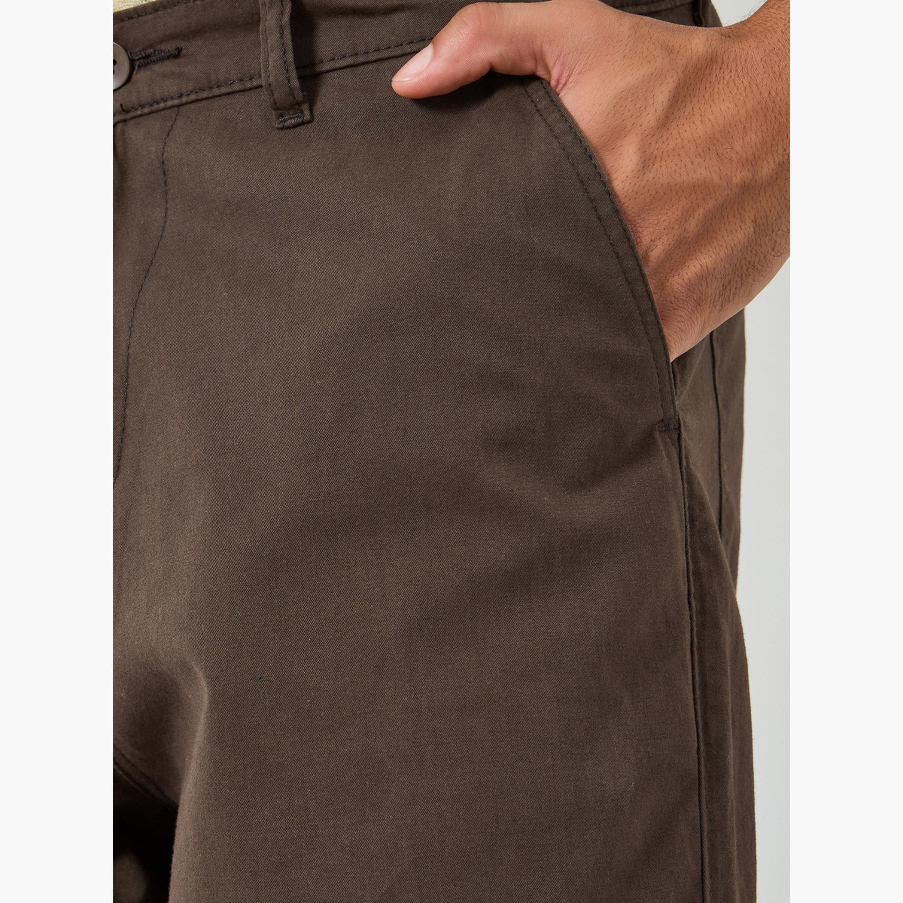 بنطال تشينو بقصة مريحة-men-clothing-bottoms-trousersandchinos-chinos-image-3