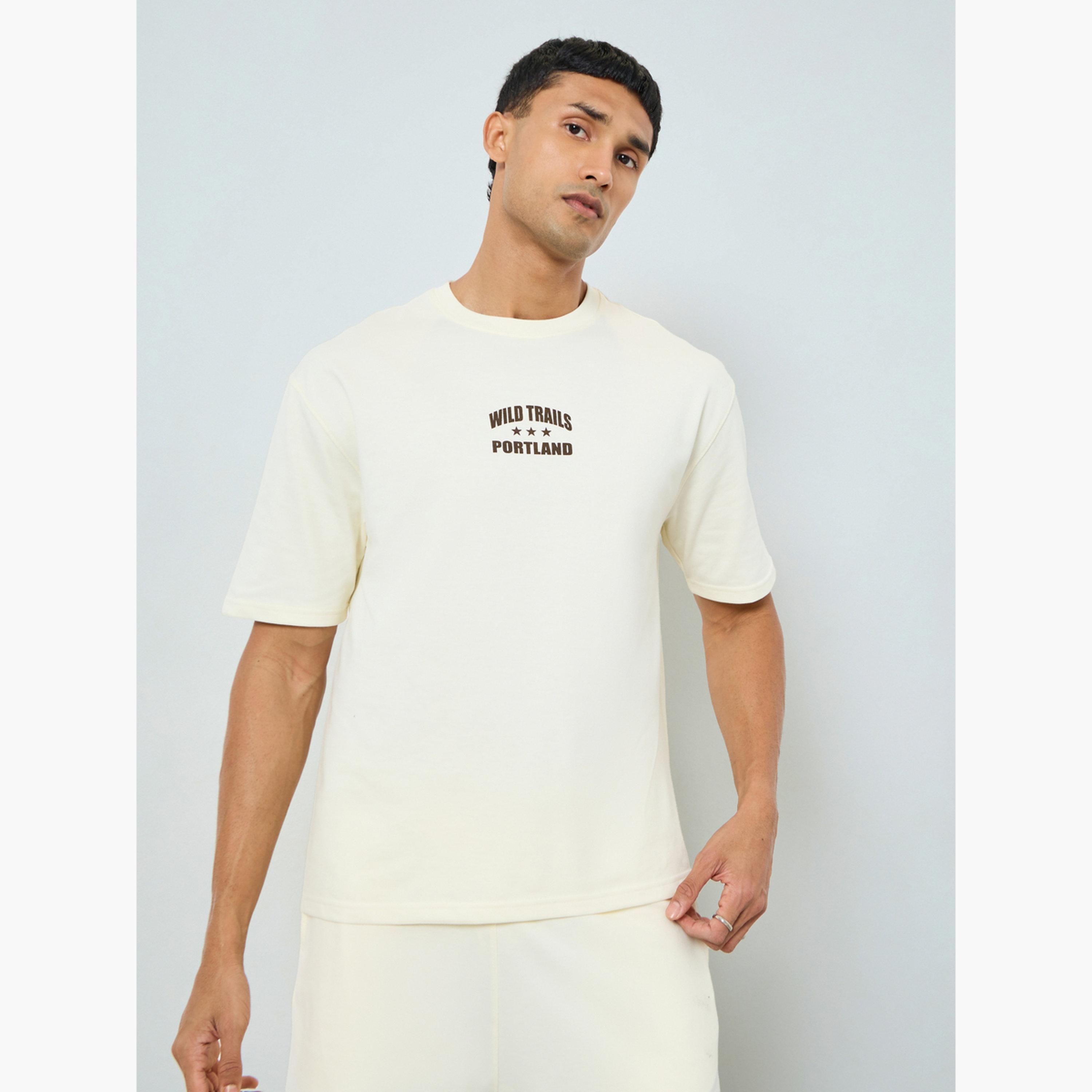 Styli Men Cream Minimal Print Oversized T-Shirt and Shorts Co-Ords-men-clothing-coordsets-image-2
