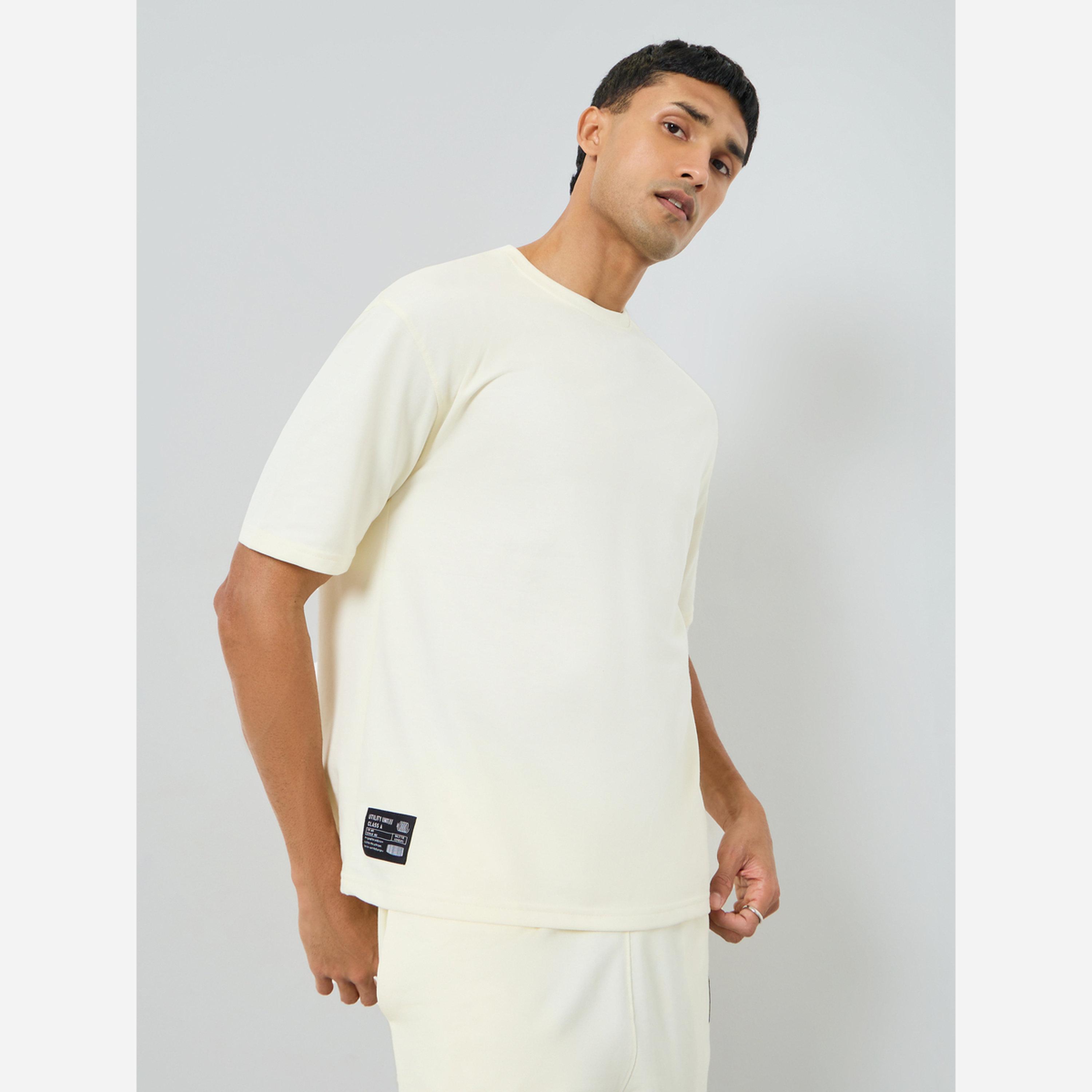 Styli Men Oversized Badge Detail T-Shirt and Shorts Co-Ords-men-clothing-coordsets-image-2