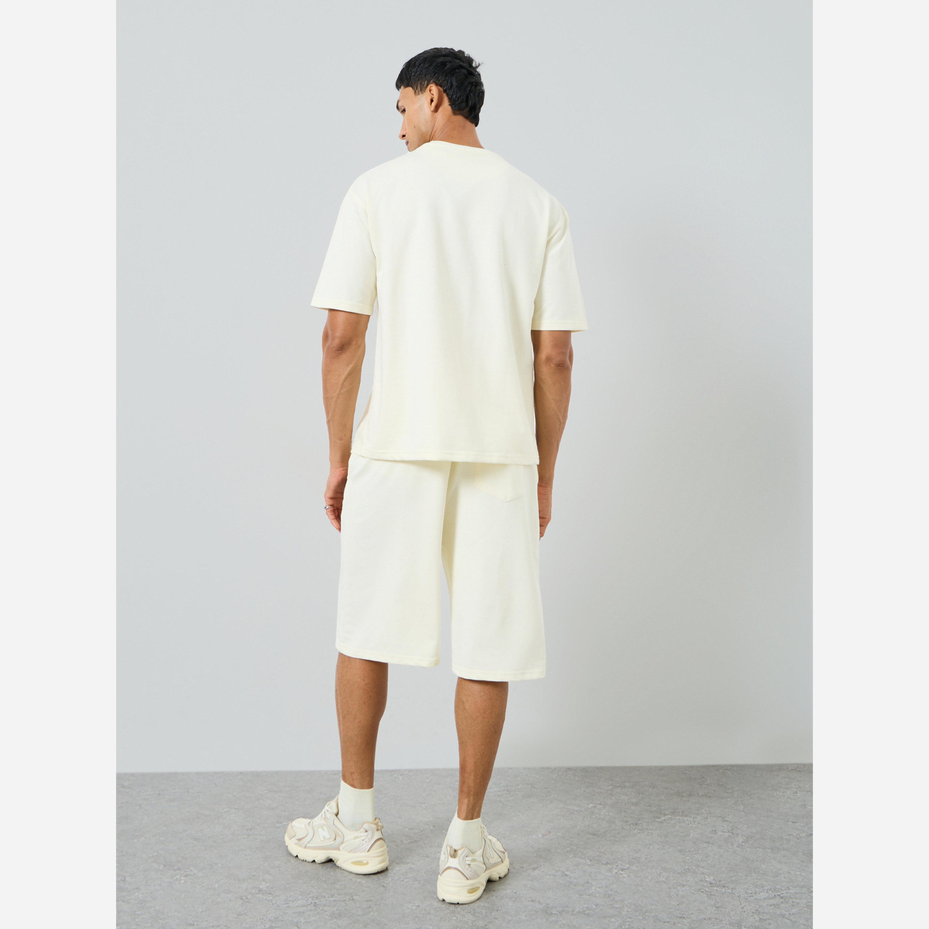 Styli Men Oversized Badge Detail T-Shirt and Shorts Co-Ords-men-clothing-coordsets-image-5