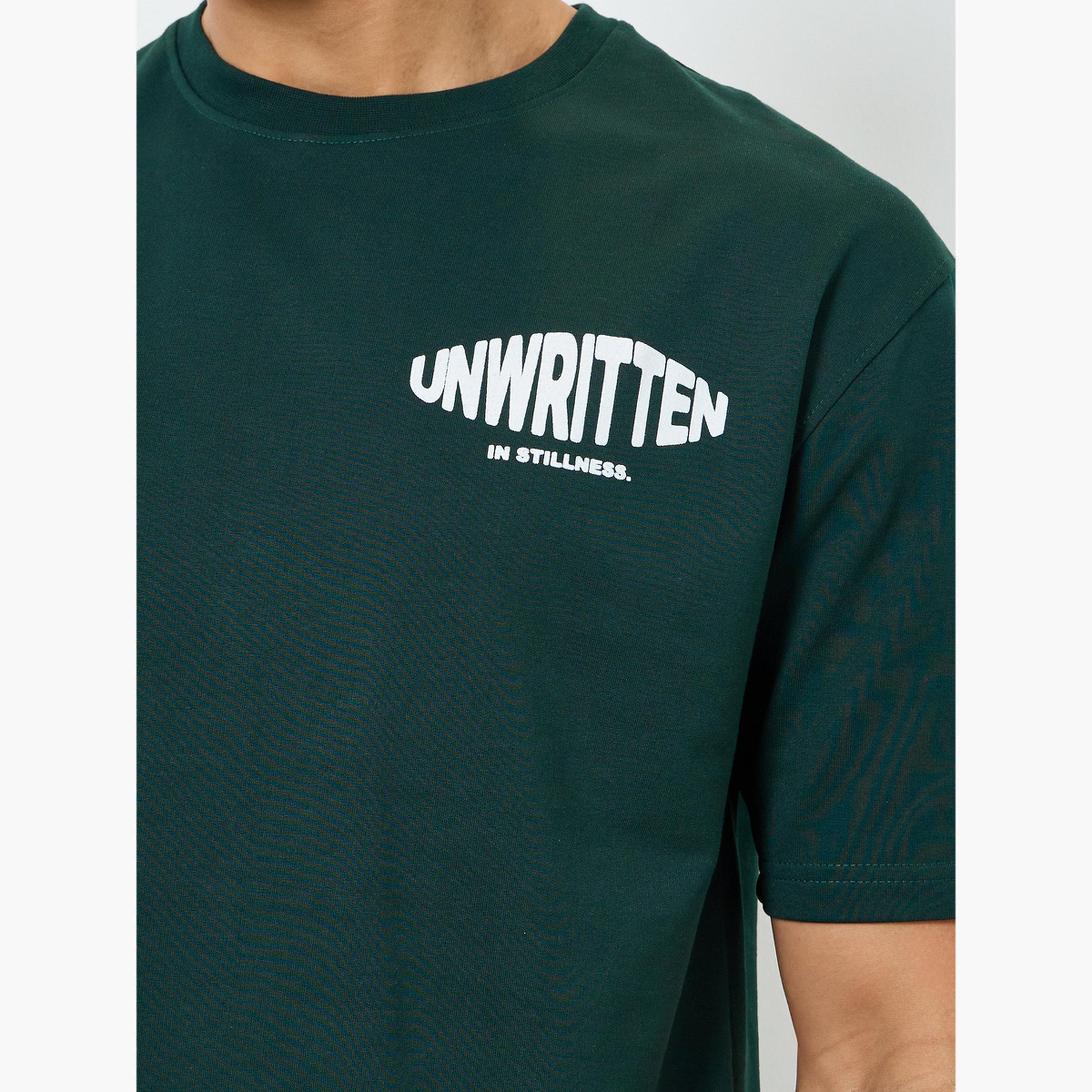 طقم منسق من تيشيرت وشورت بطبعة جرافيك للرجال-men-clothing-coordsets-image-3