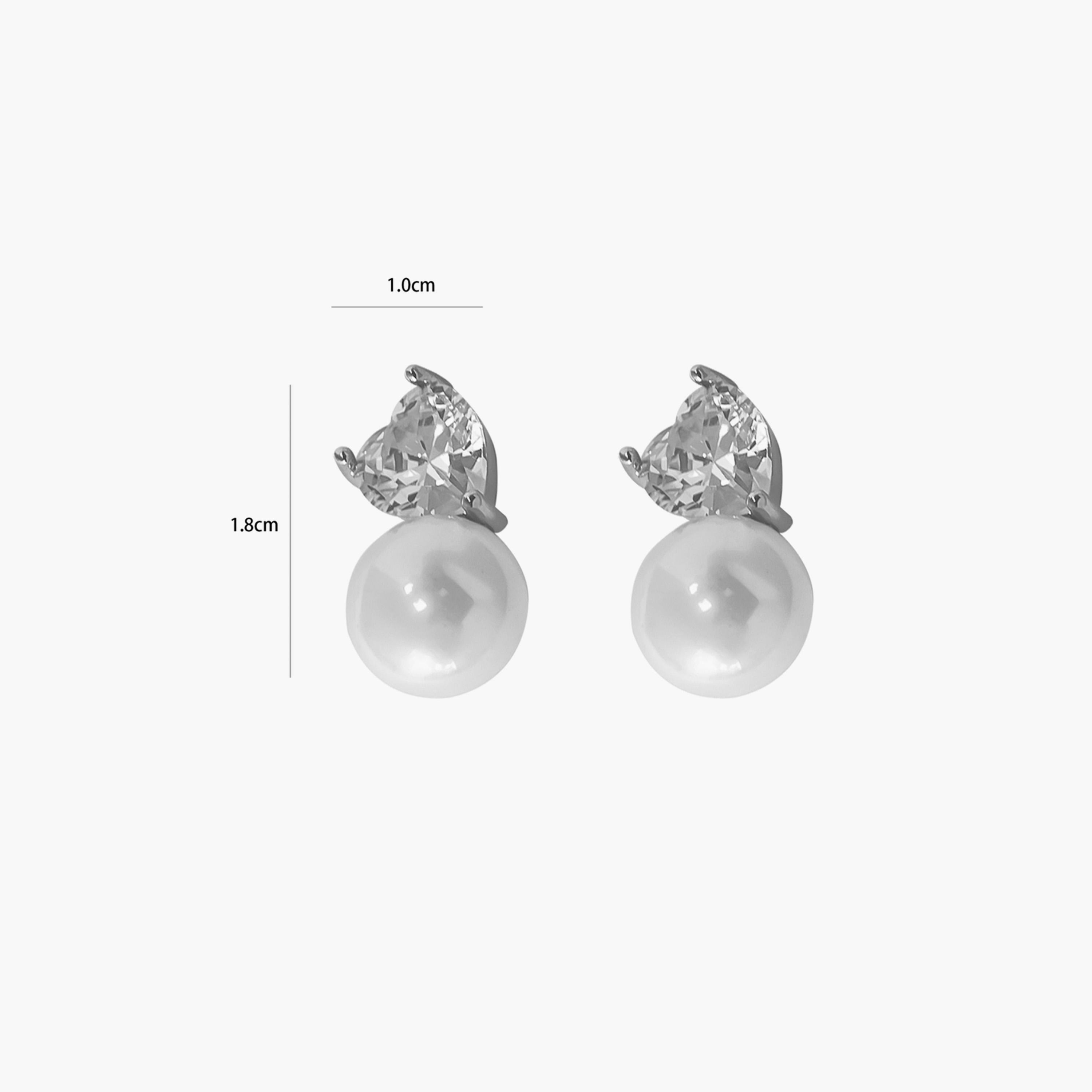 تيك تو - أقراط على شكل قلب من اللؤلؤ الصناعي بلمسة ذهبية-women-watchesandjewellery-jewellery-earrings-image-5