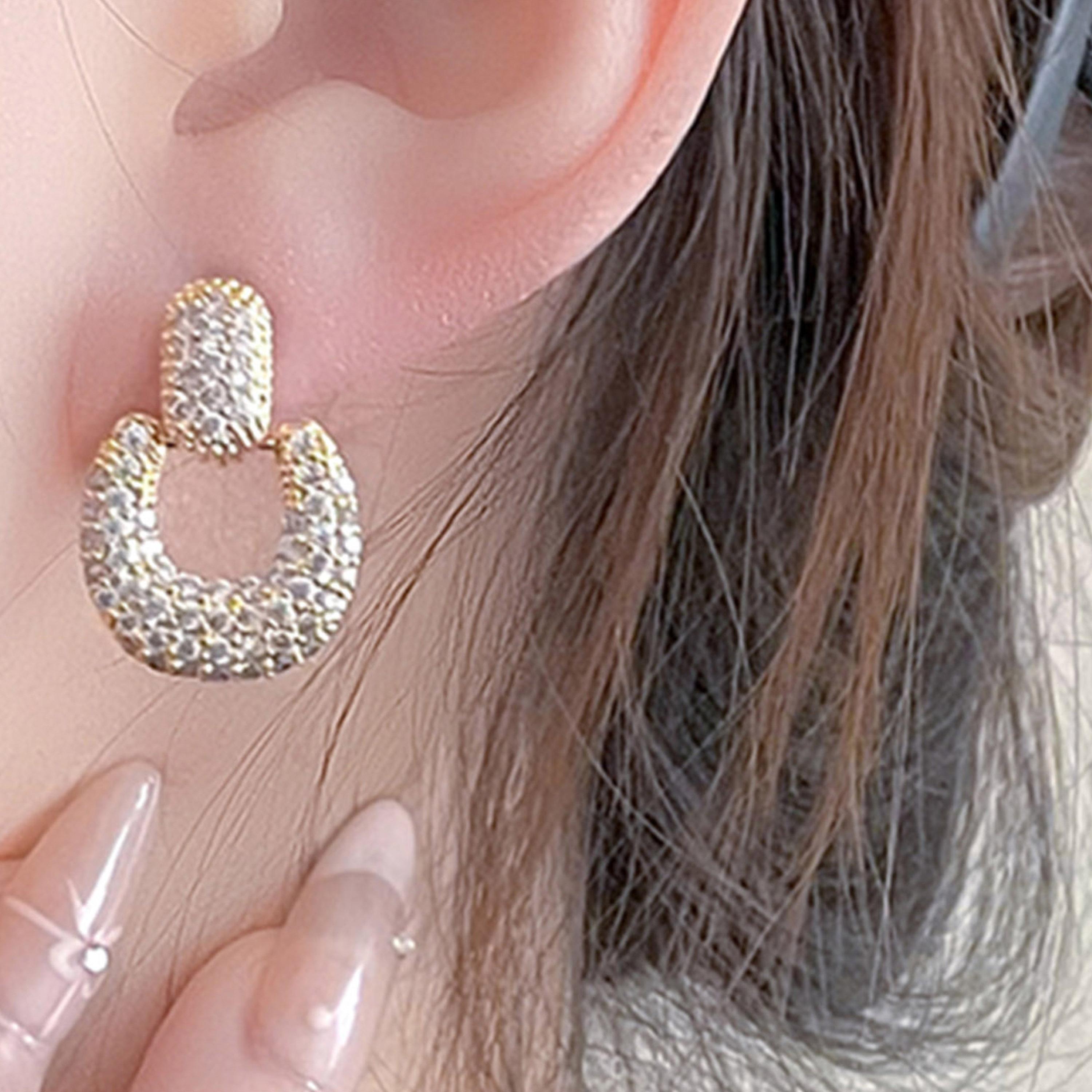تيك تو - أقراط متدلية مزينة بالذهب-women-watchesandjewellery-jewellery-earrings-image-3