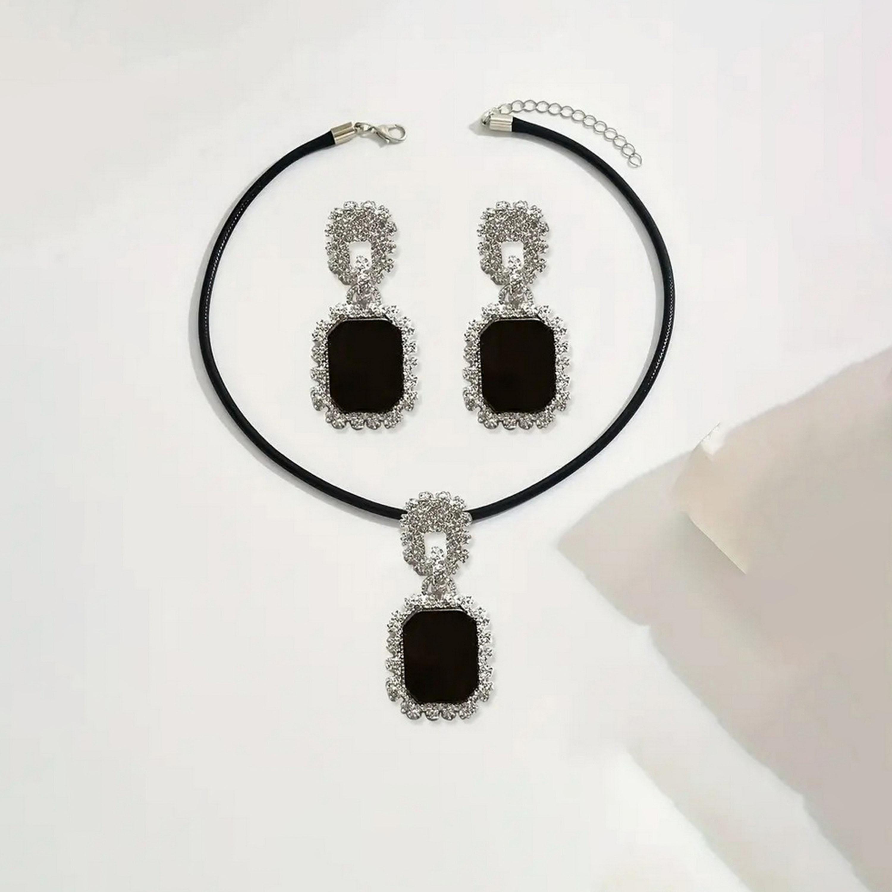 تيك تو - طقم مجوهرات مزخرف من قلادة وأقراط-women-watchesandjewellery-jewellery-jewellerysets-image-1