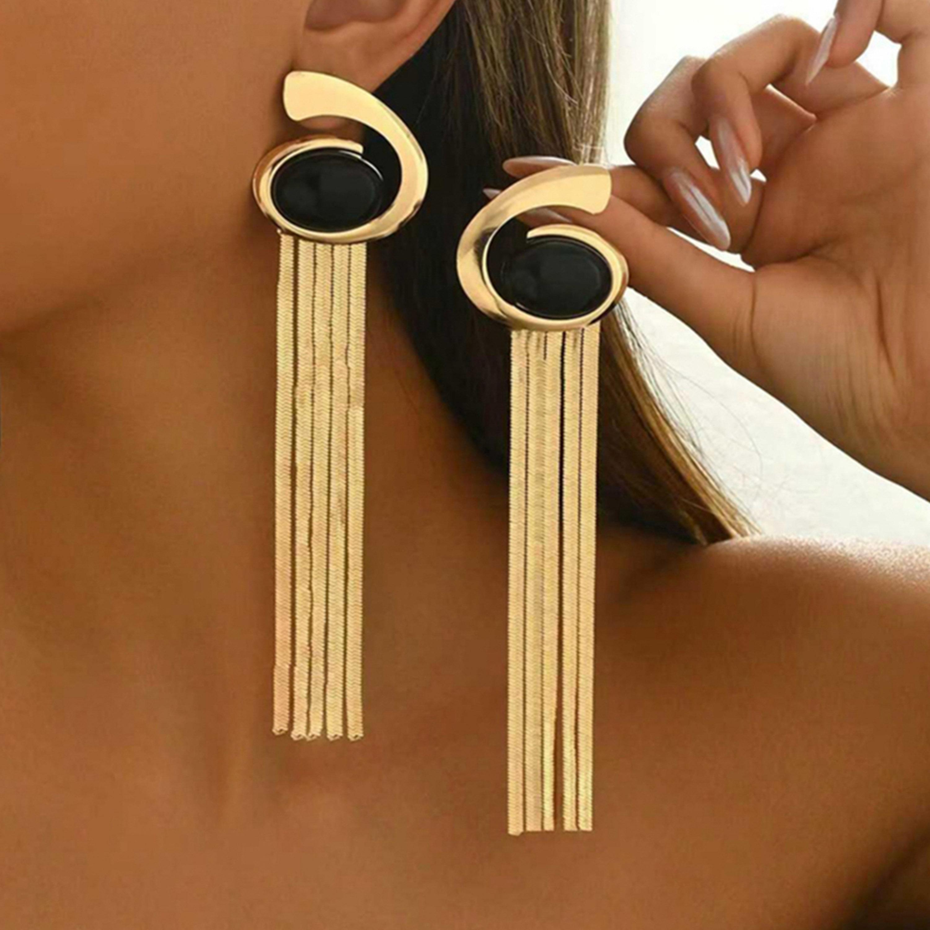 تيك تو - أقراط شراشيب على شكل دوامة-women-watchesandjewellery-jewellery-earrings-image-2