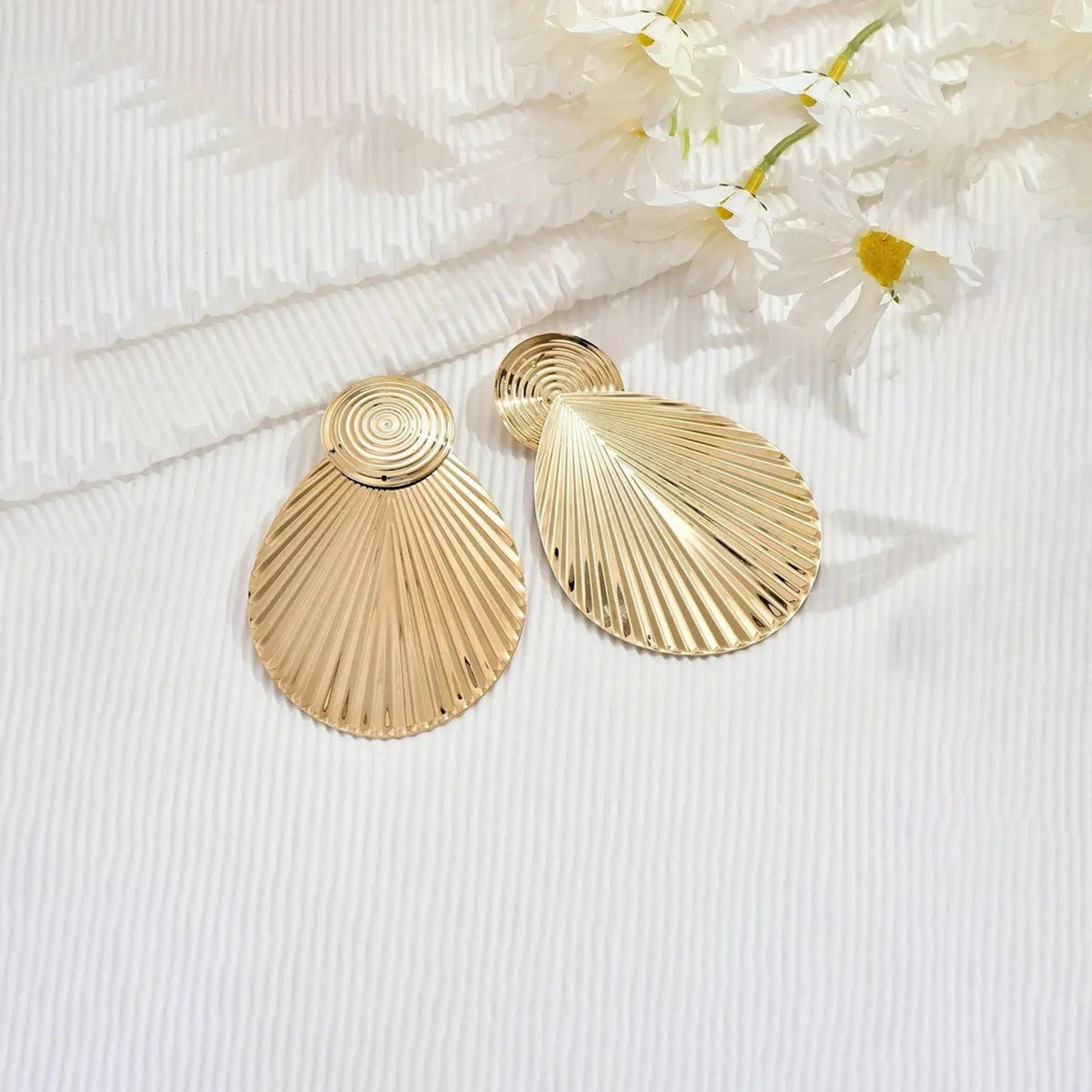 Take Two Women  Shell Shape Statement Dangler Earrings-women-watchesandjewellery-jewellery-earrings-image-4