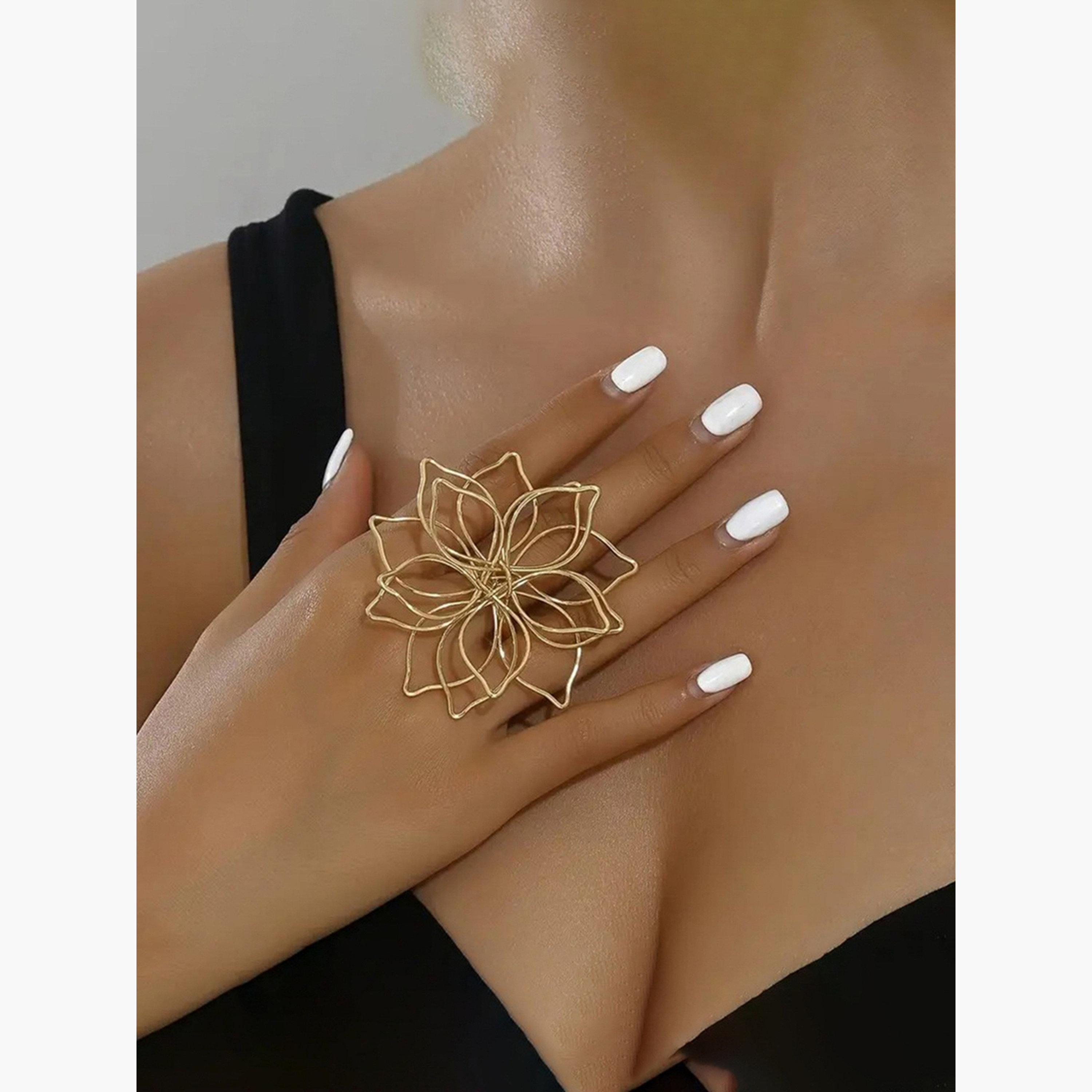 Take Two Women  Flower Hollow Decor Statement Ring-women-watchesandjewellery-jewellery-rings-image-3