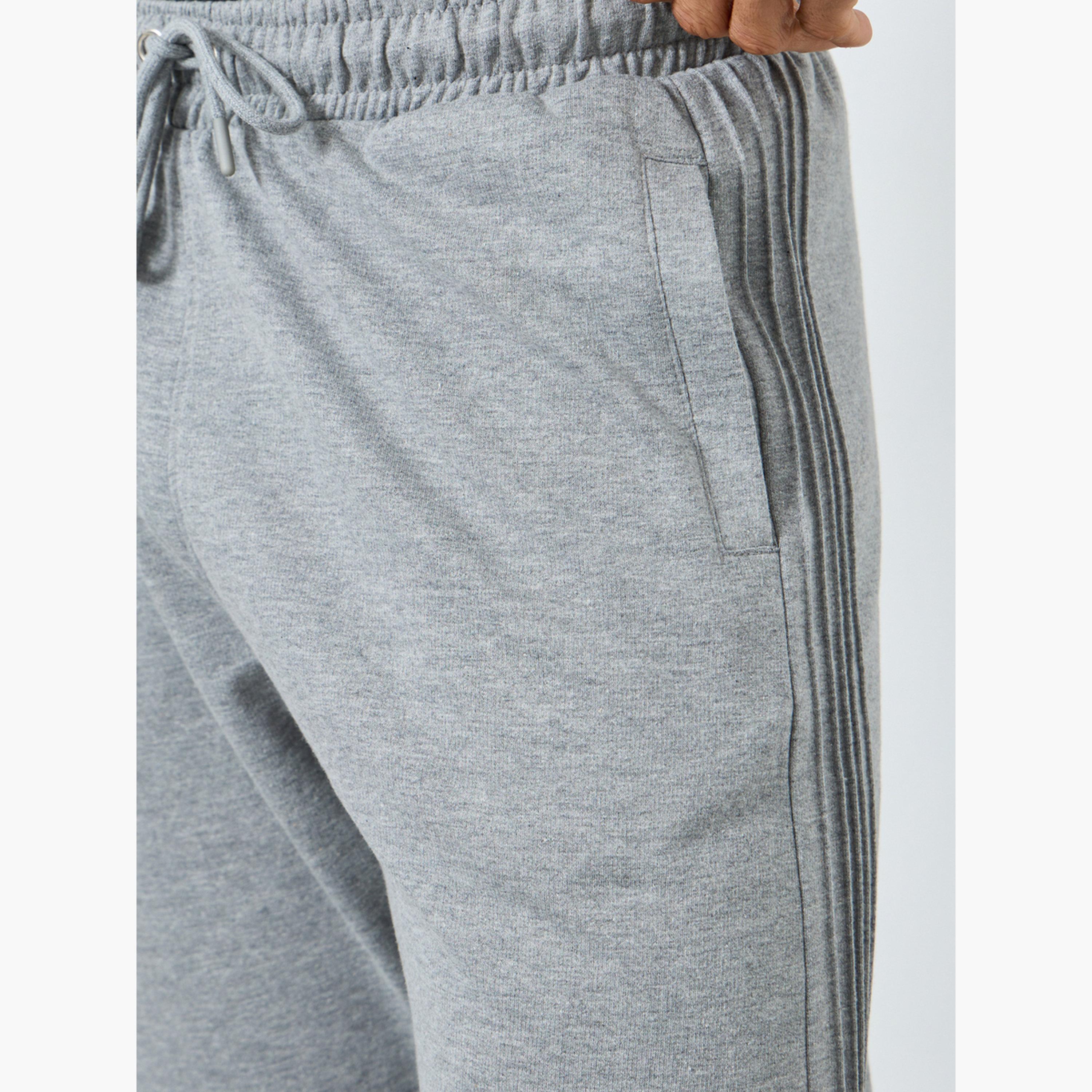 جوغر فليس بقصة واسعة-men-clothing-bottoms-joggers-image-3