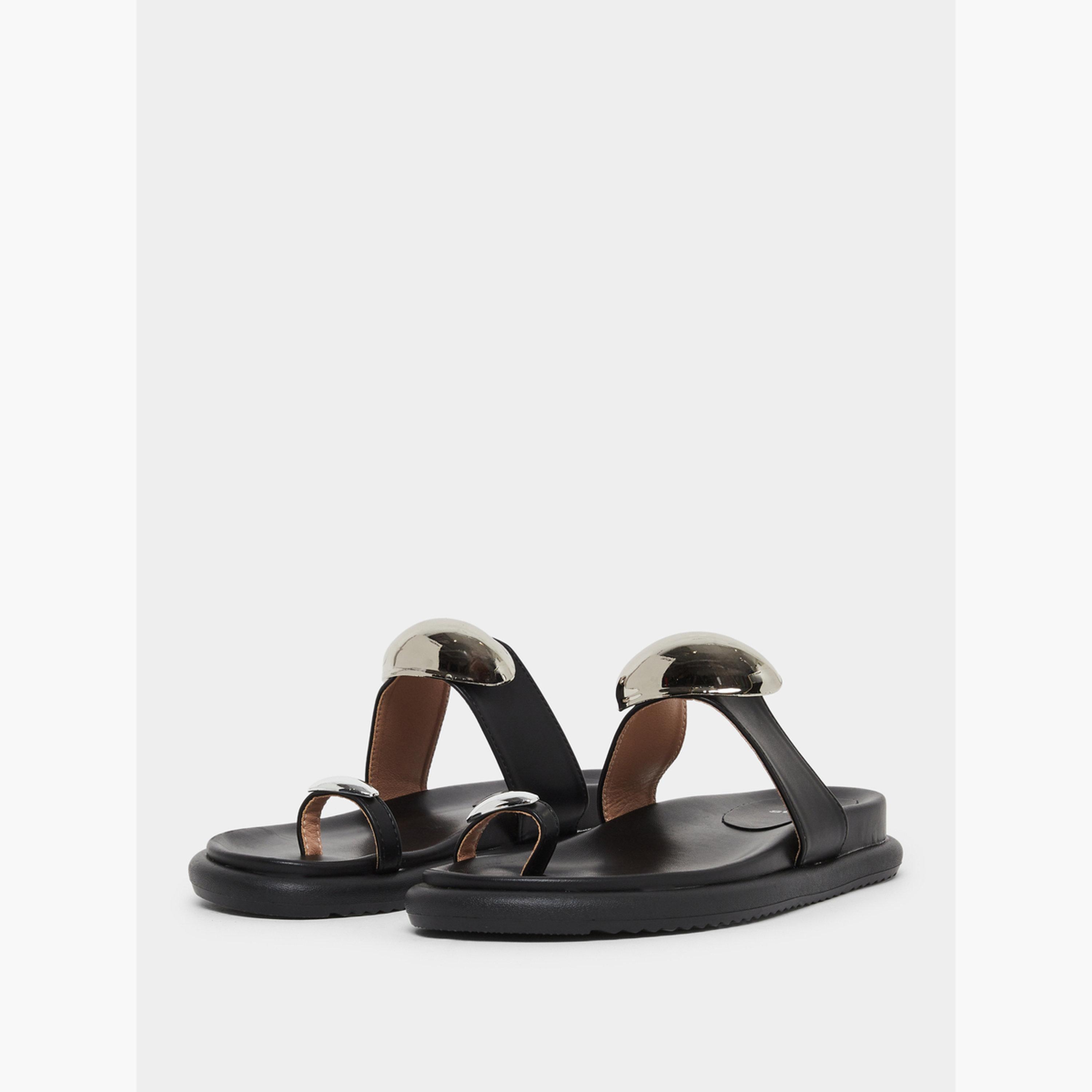 Styli Women Metal Accent Toe-Loop Flat Sandals-women-shoes-sandals-flats-image-1