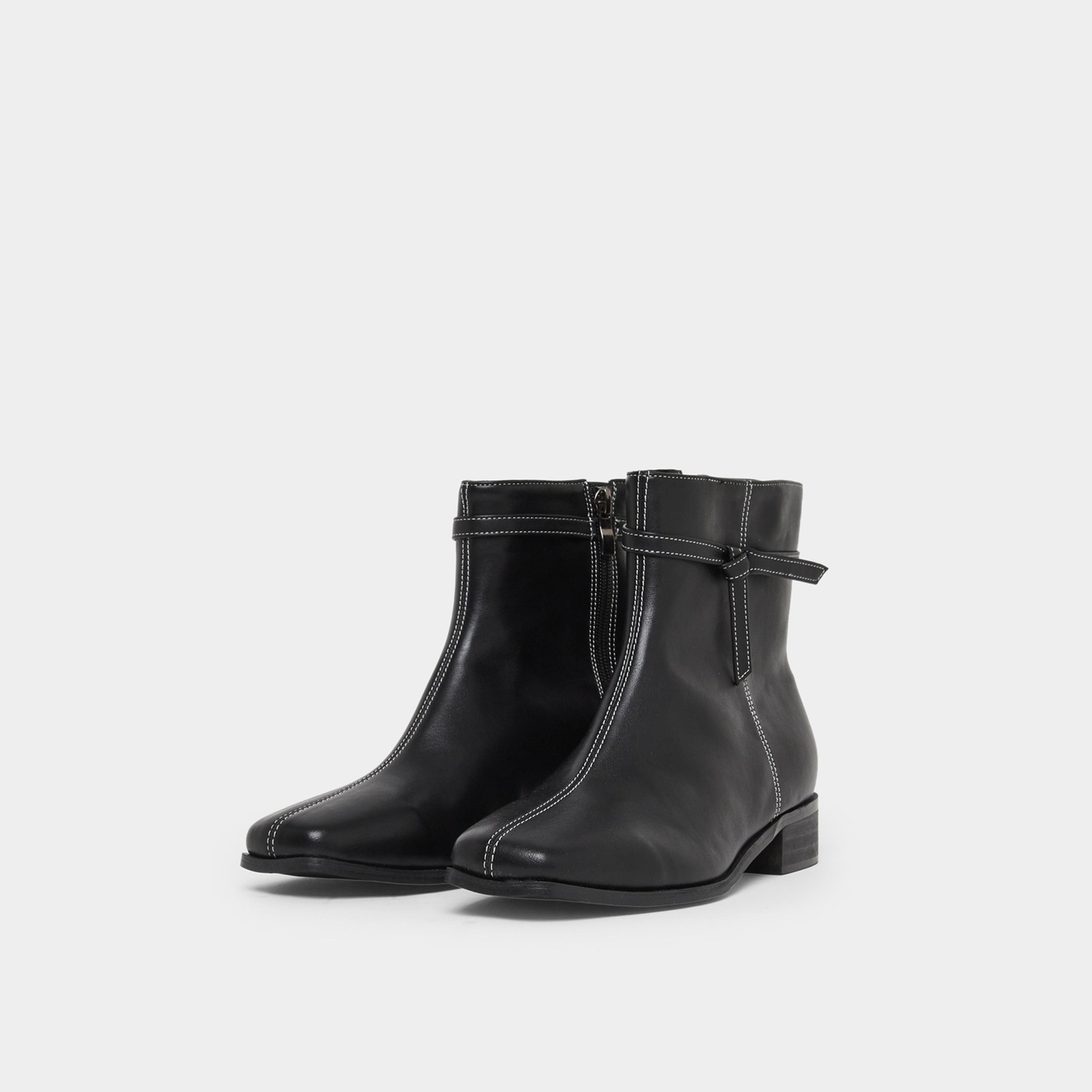 Styli Women Black Square Toe Ankle Boots with Knot Detail-women-shoes-boots-image-1