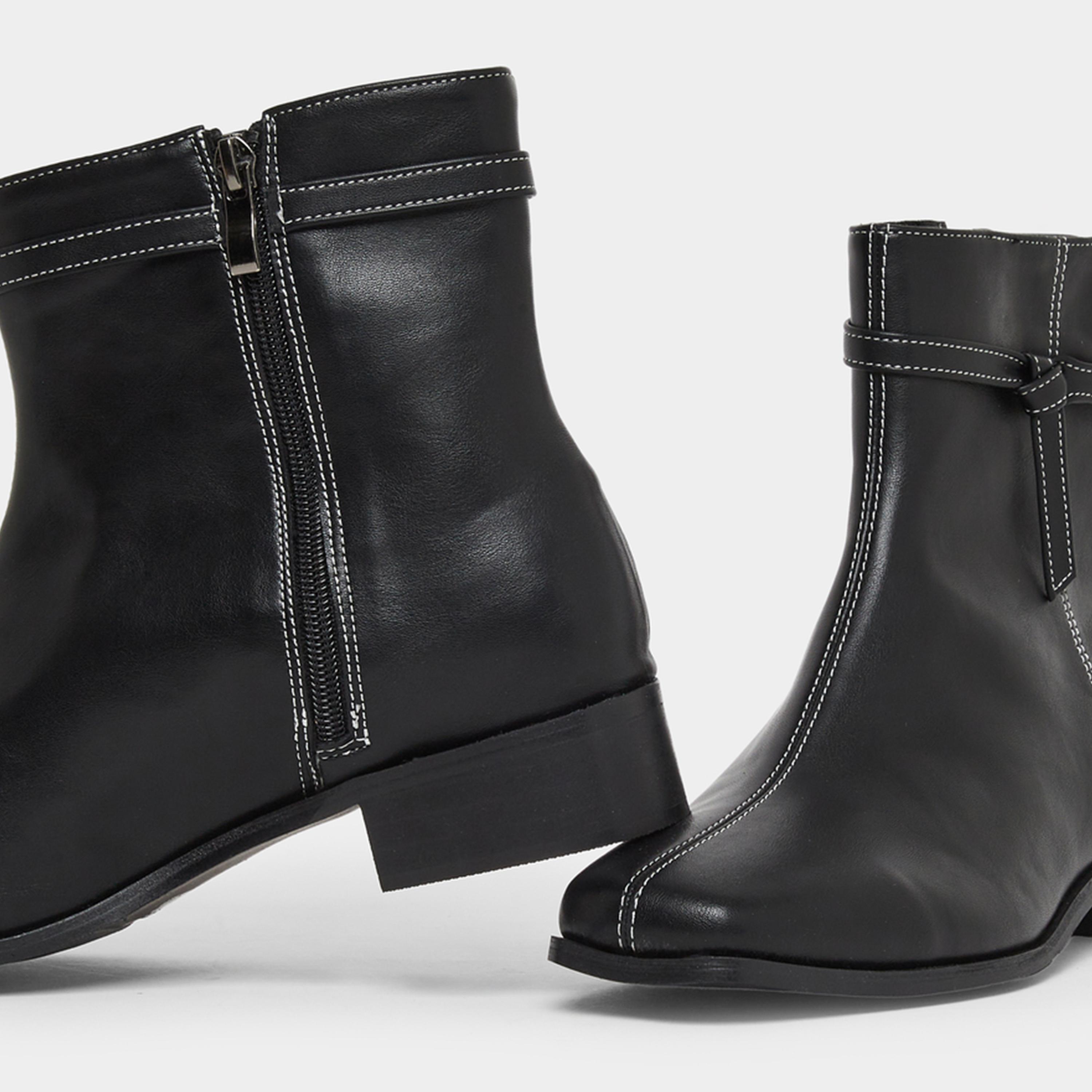 Styli Women Black Square Toe Ankle Boots with Knot Detail-women-shoes-boots-image-5