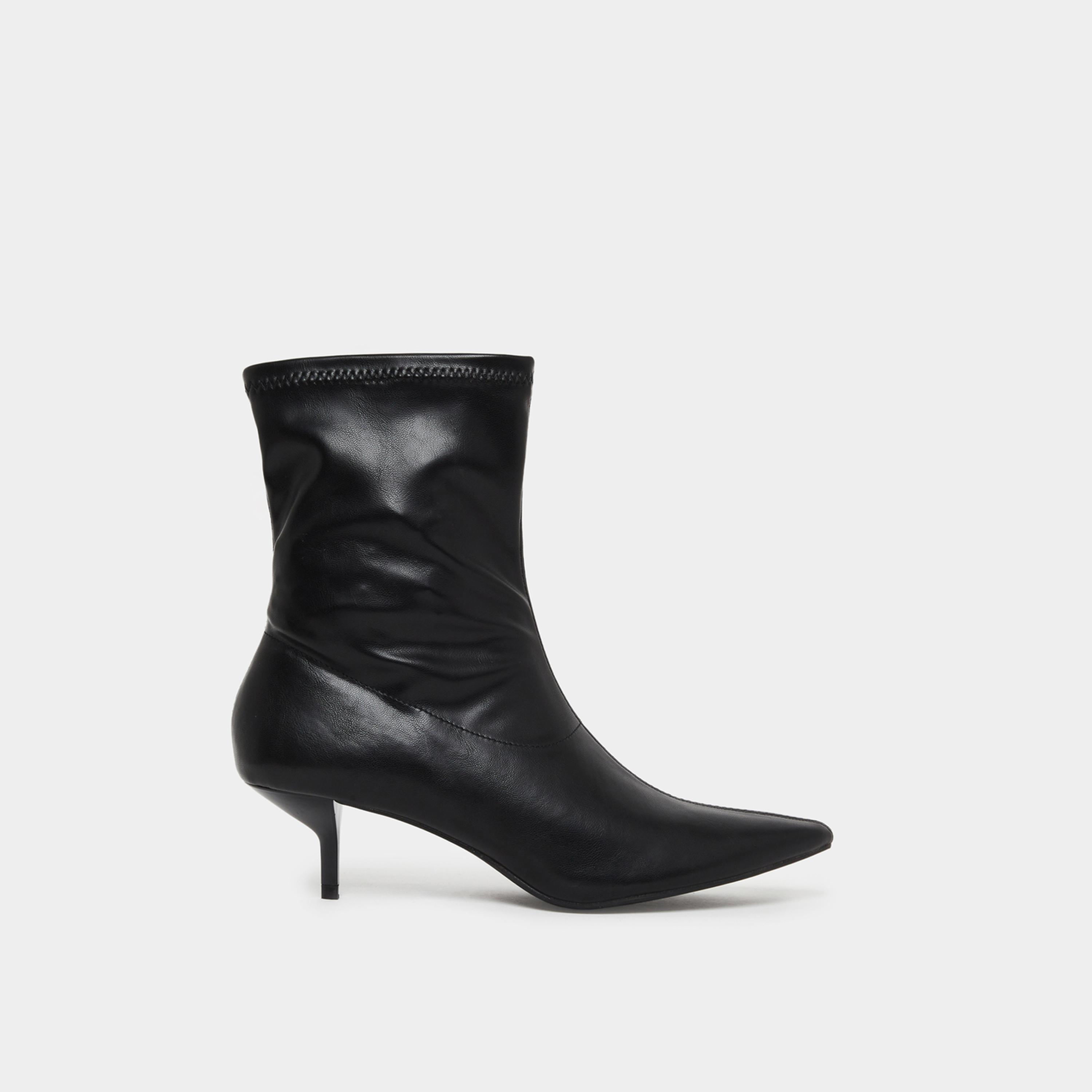 Styli Women Black Kitten Heel Ankle Boots-women-shoes-boots-image-3