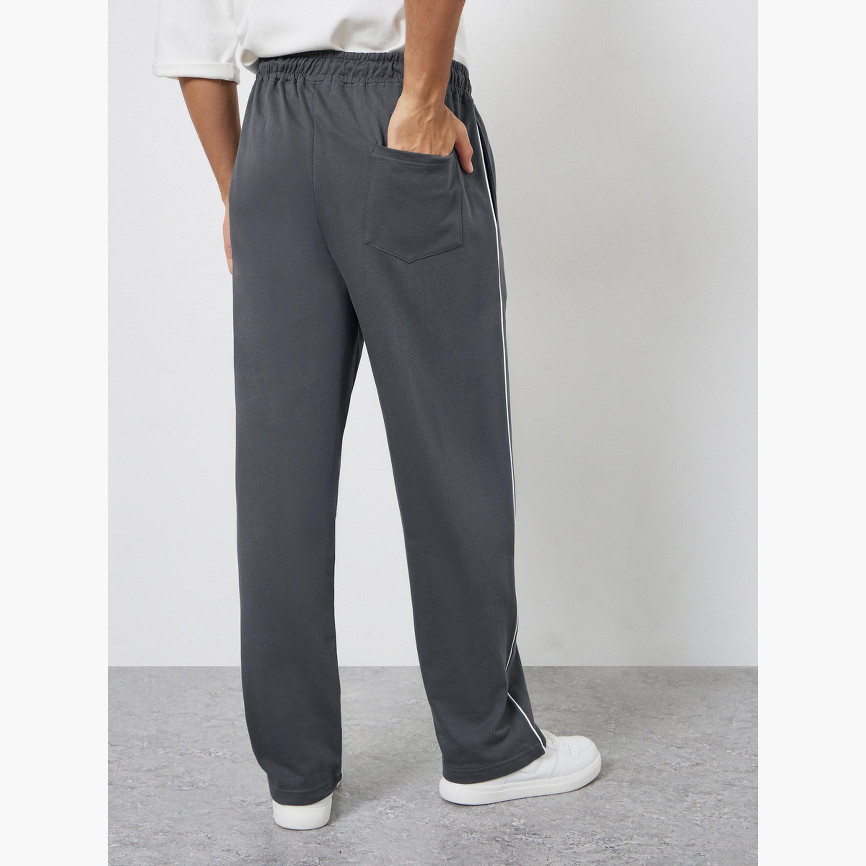 بنطال رياضي بتفاصيل خطوط بيضاء-men-clothing-bottoms-joggers-image-4