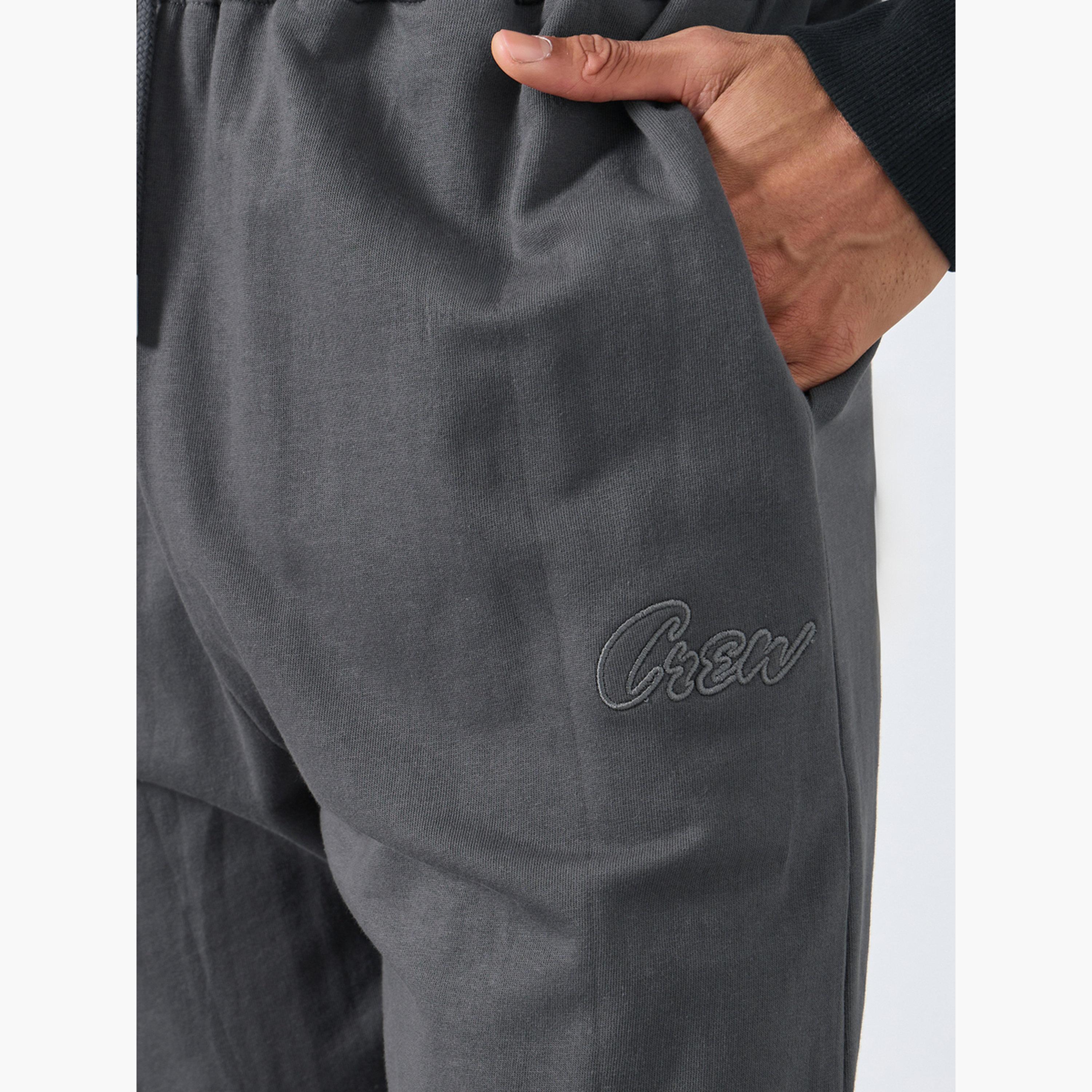 جوغر تيري بقصة واسعة-men-clothing-bottoms-joggers-image-3