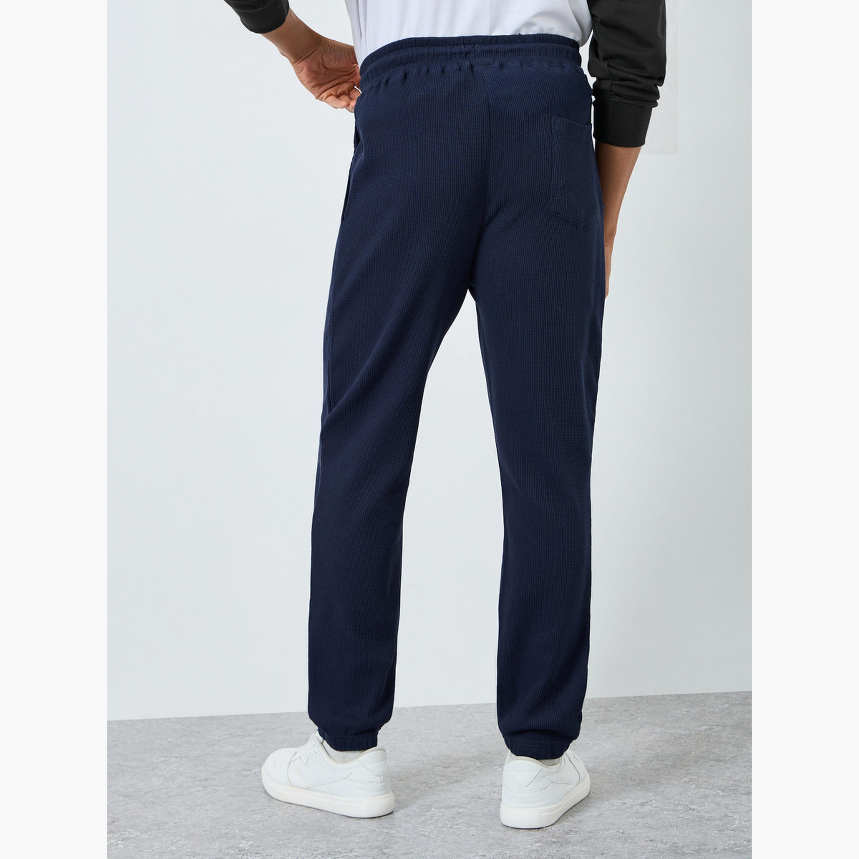 جوغر تريكو وافل بارز الملمس-men-clothing-bottoms-joggers-image-4